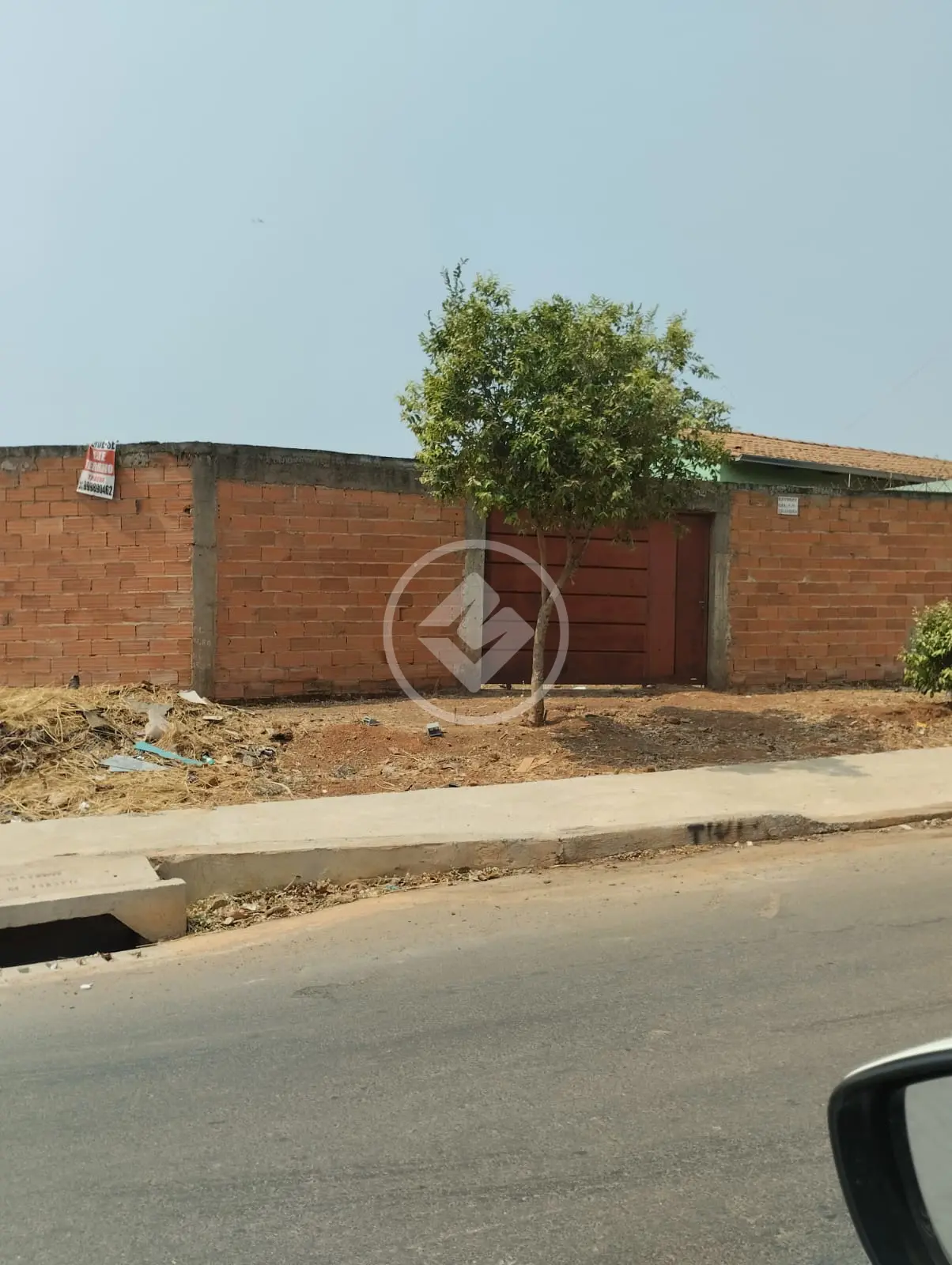 Lote de esquina localizado em Aparecida de Goiânia