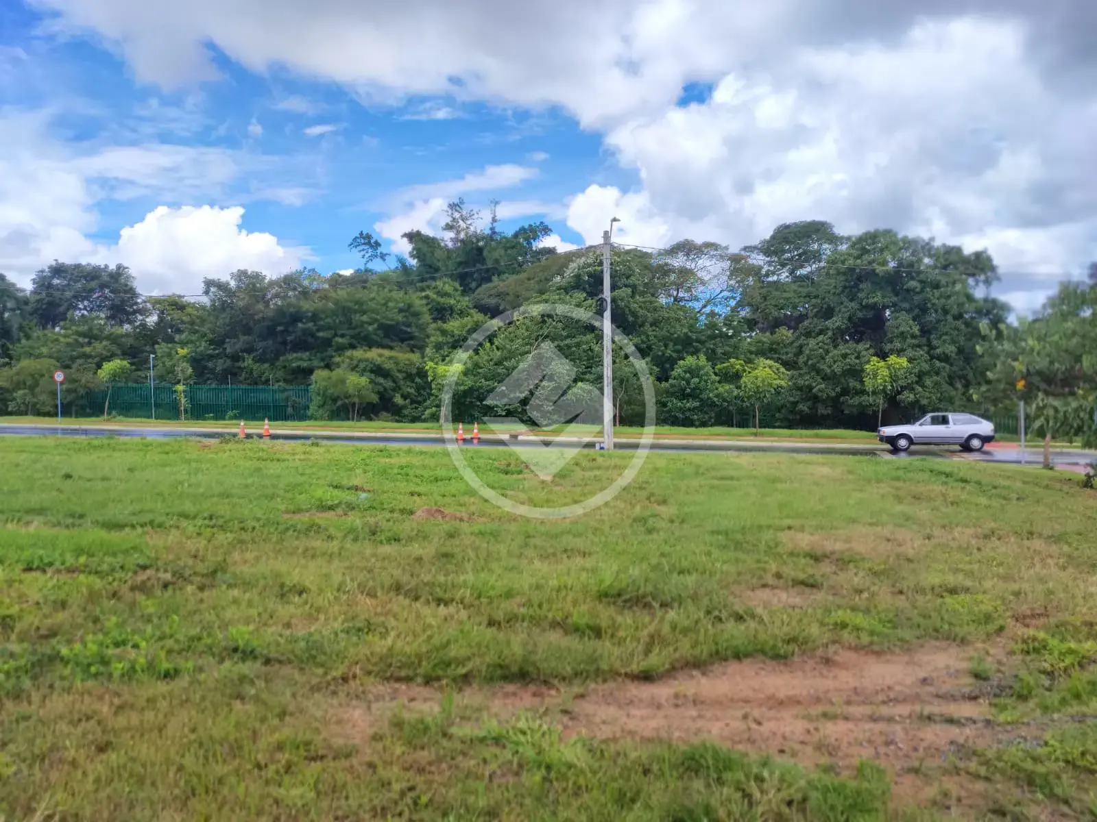 EXCELENTE LOTE 250m2 JARDINS SEVILHA