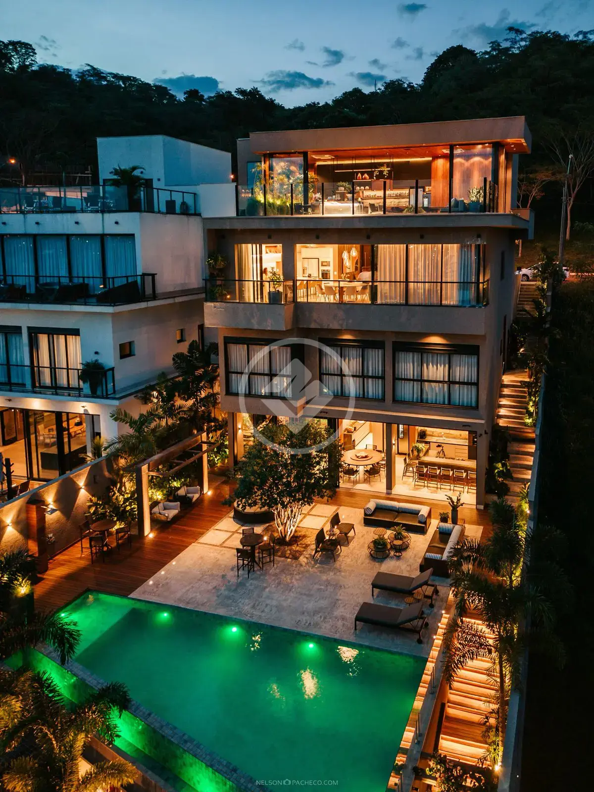 Sobrado Em Condomínio Residencial Parque Mendanha, Goiânia - GO — foto 1