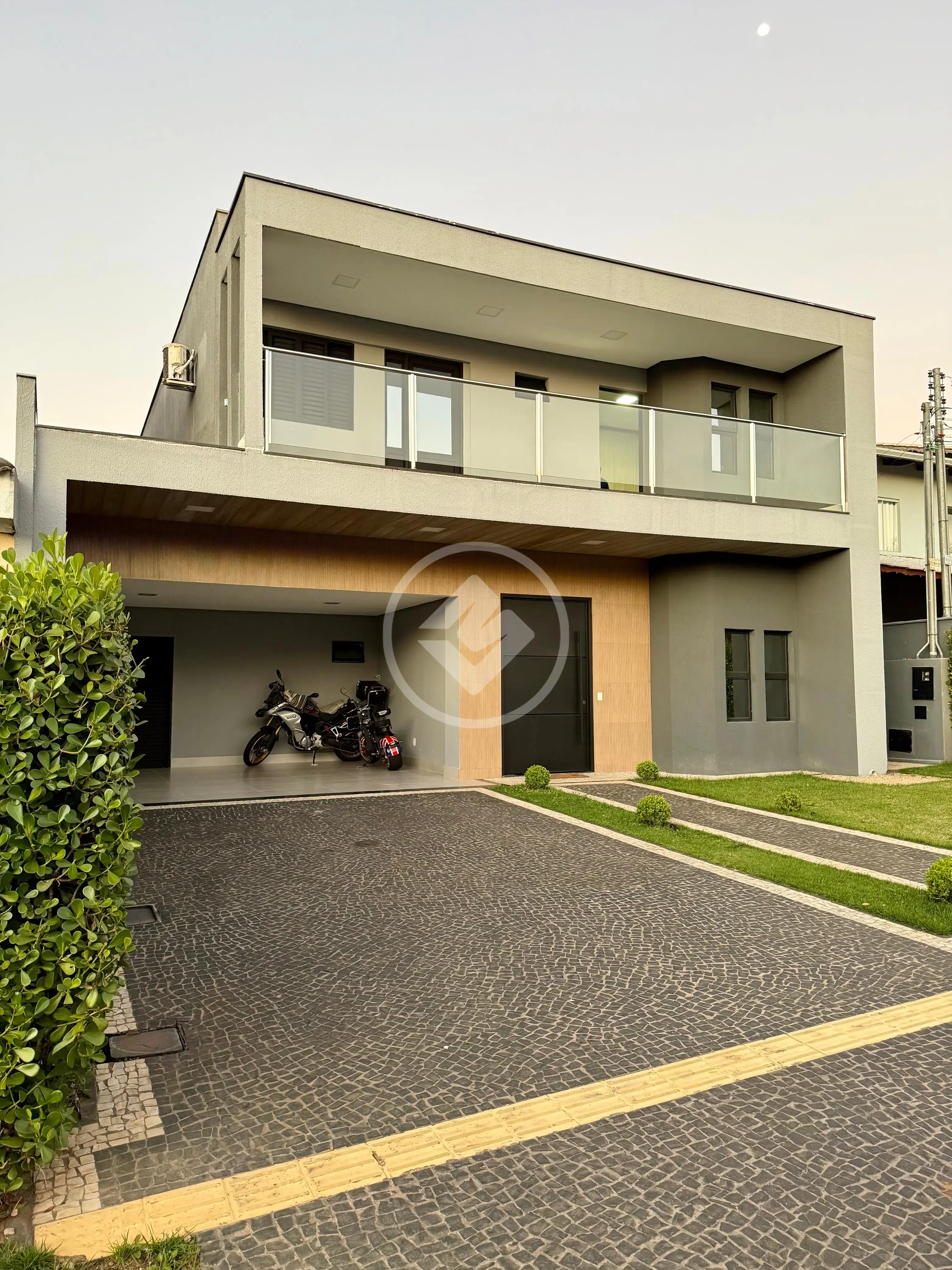 Casa Condomínio Jardins Madri, Goiânia - GO — foto 1