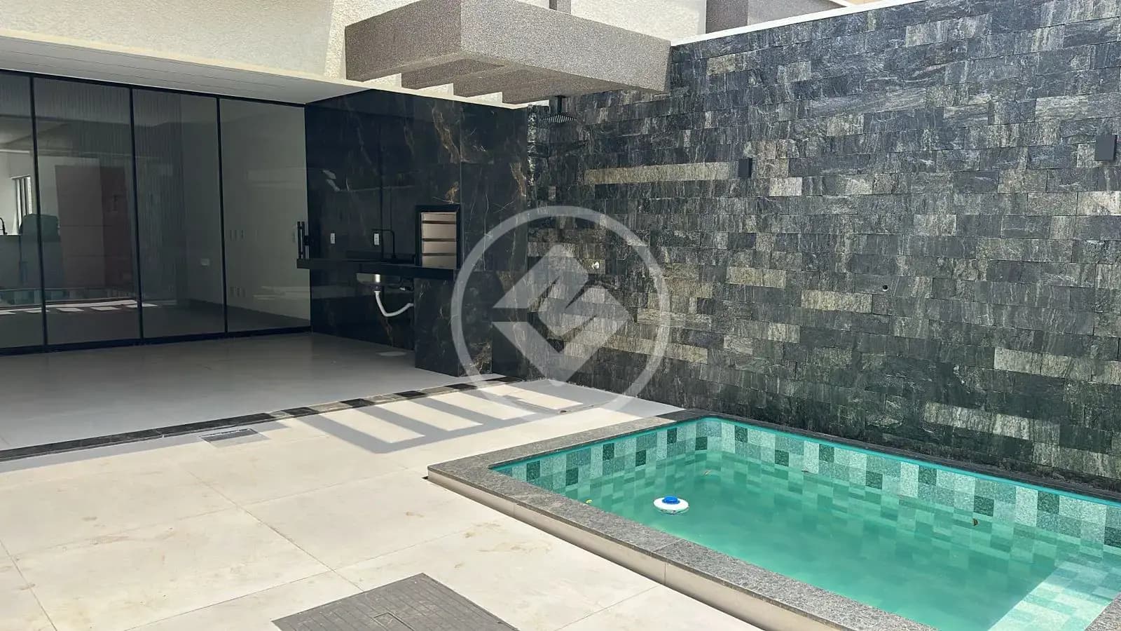 Casa 3 quartos no Residencial Recanto do Bosque, Goiânia — foto 3 de 6