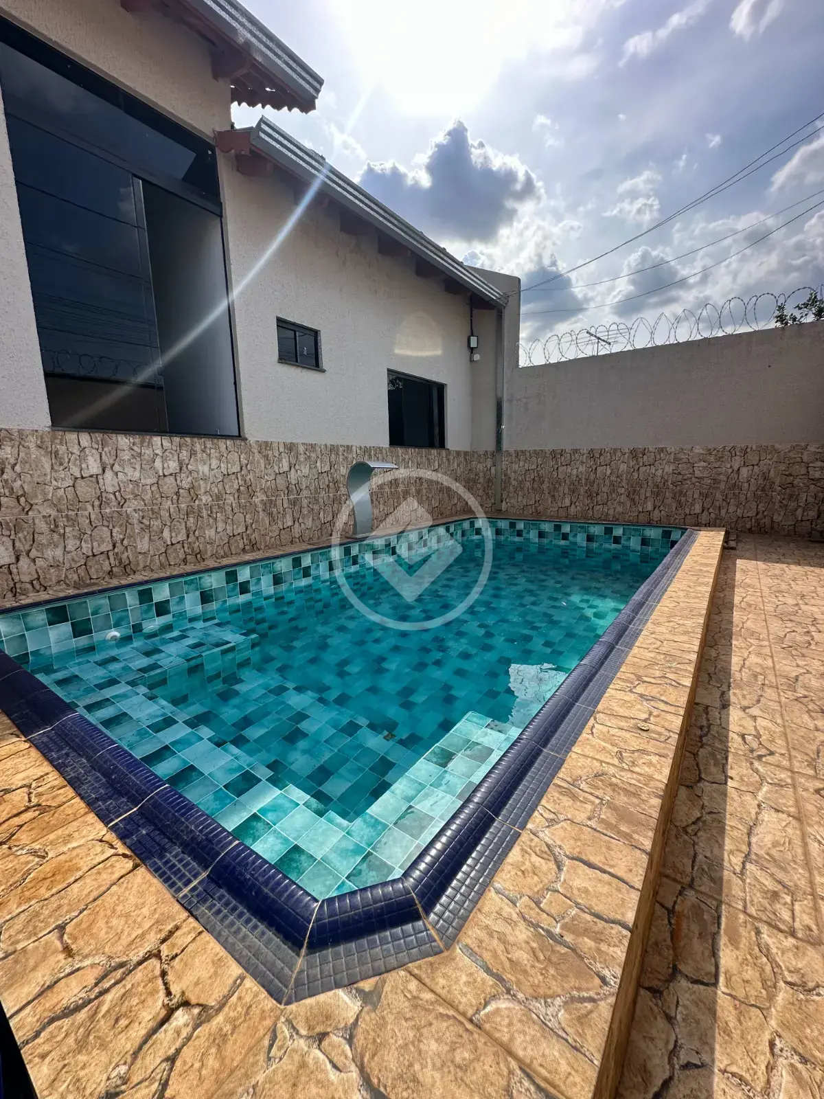 Casa Itapoã, Aparecida de Goiânia - GO — foto 1