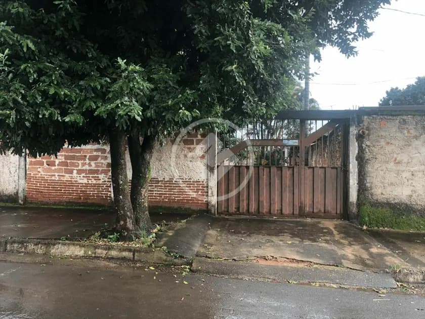 Bairro: Condomínio das Esmeraldas Valor: R$ 180.000,00