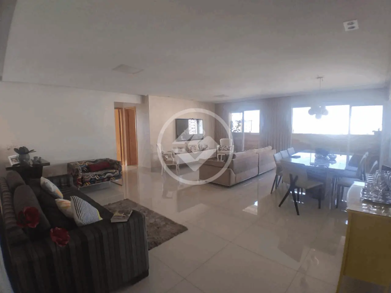Apartamento Setor Bueno, Goiânia - GO — foto 1