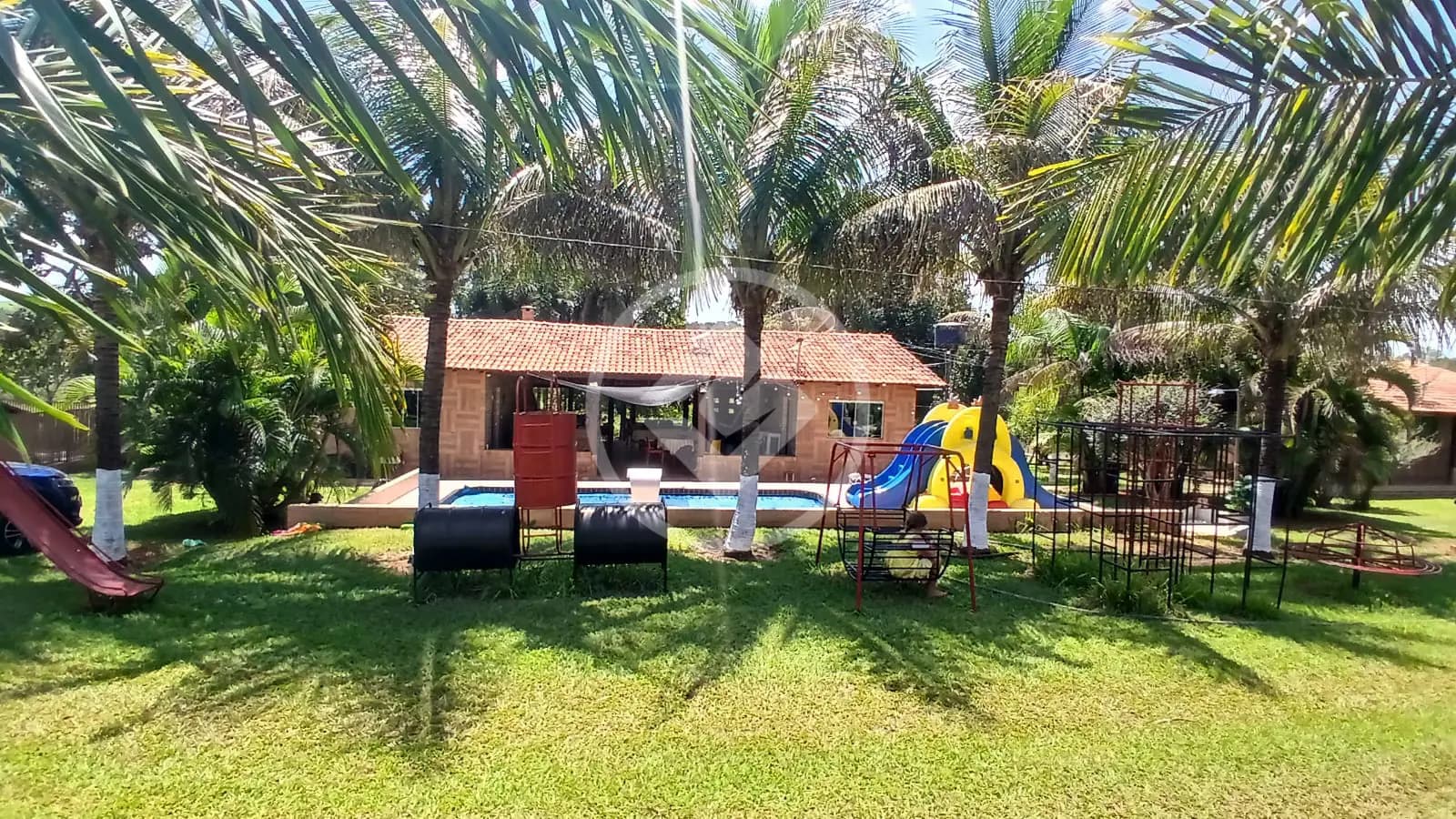 CHÁCARA 4 CORAÇÕES