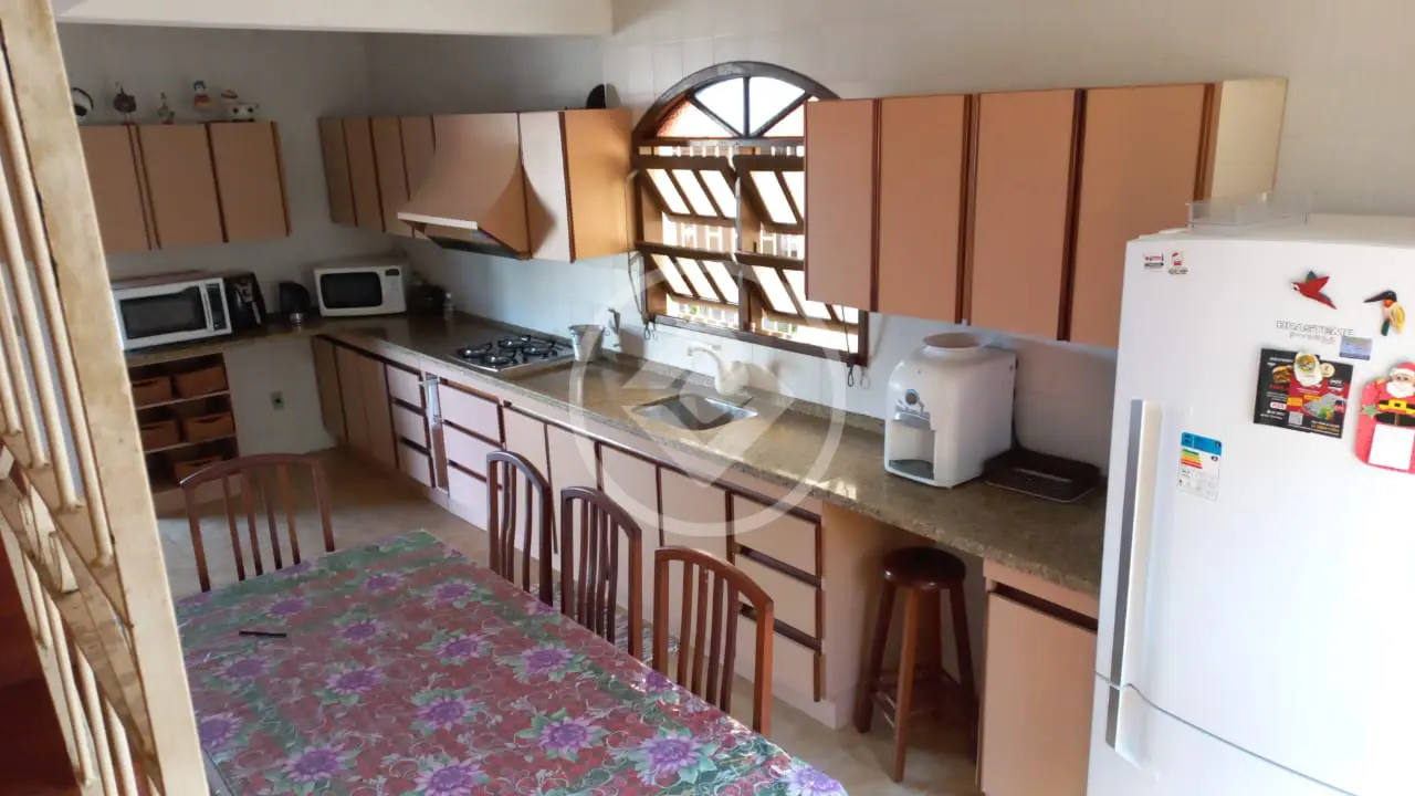 Casa 5 quartos no Costeira do Pirajubaé, Florianópolis — foto 3 de 6