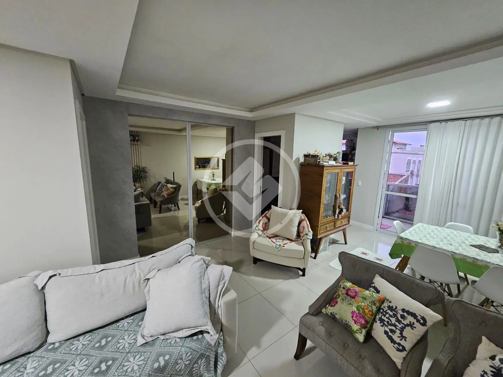Apartamento 1 quarto no CANASVIEIRAS, Florianópolis — foto 3 de 6