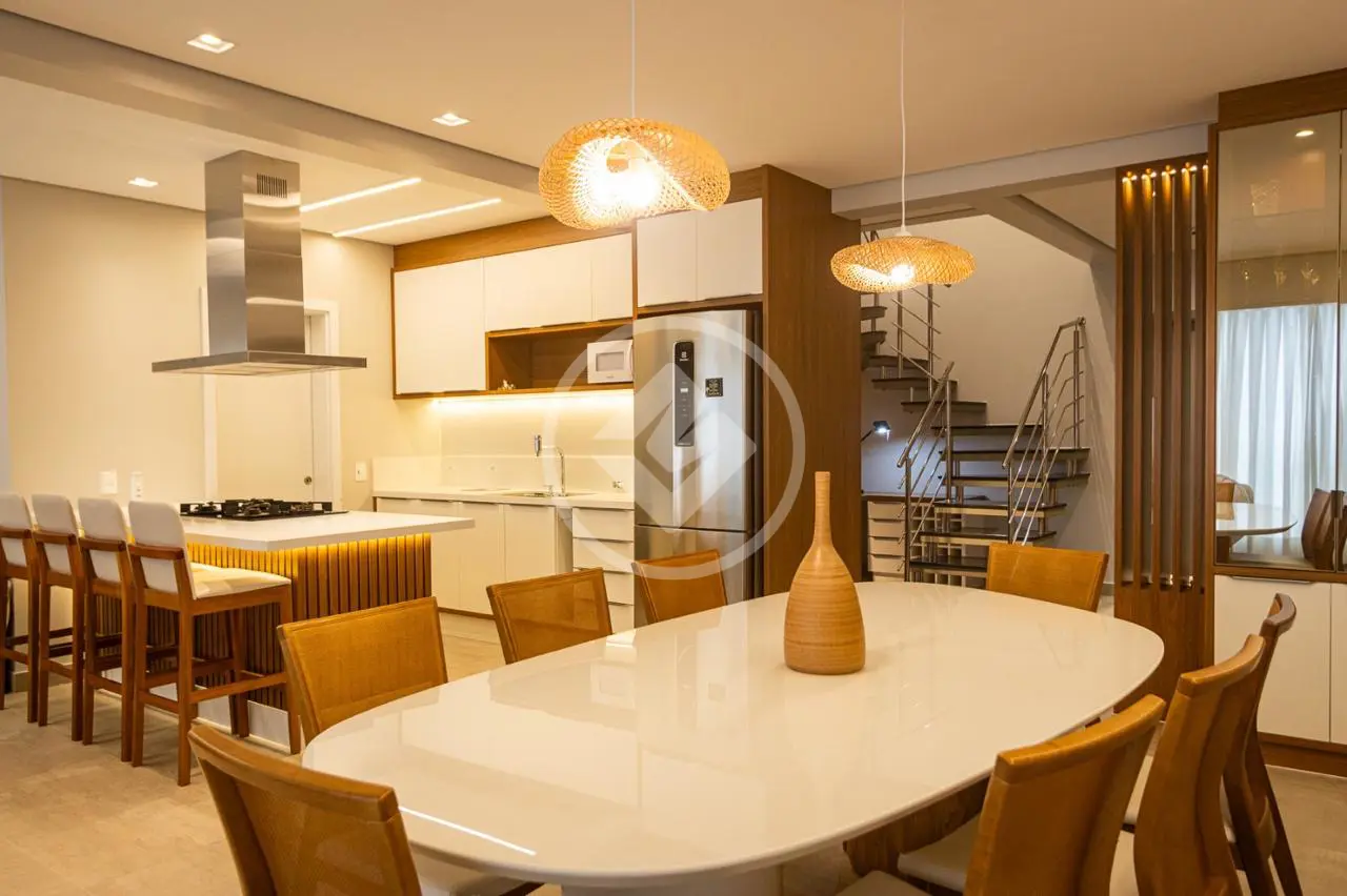 Apartamento Duplex Cachoeira do Bom Jesus, Florianópolis - SC — foto 1