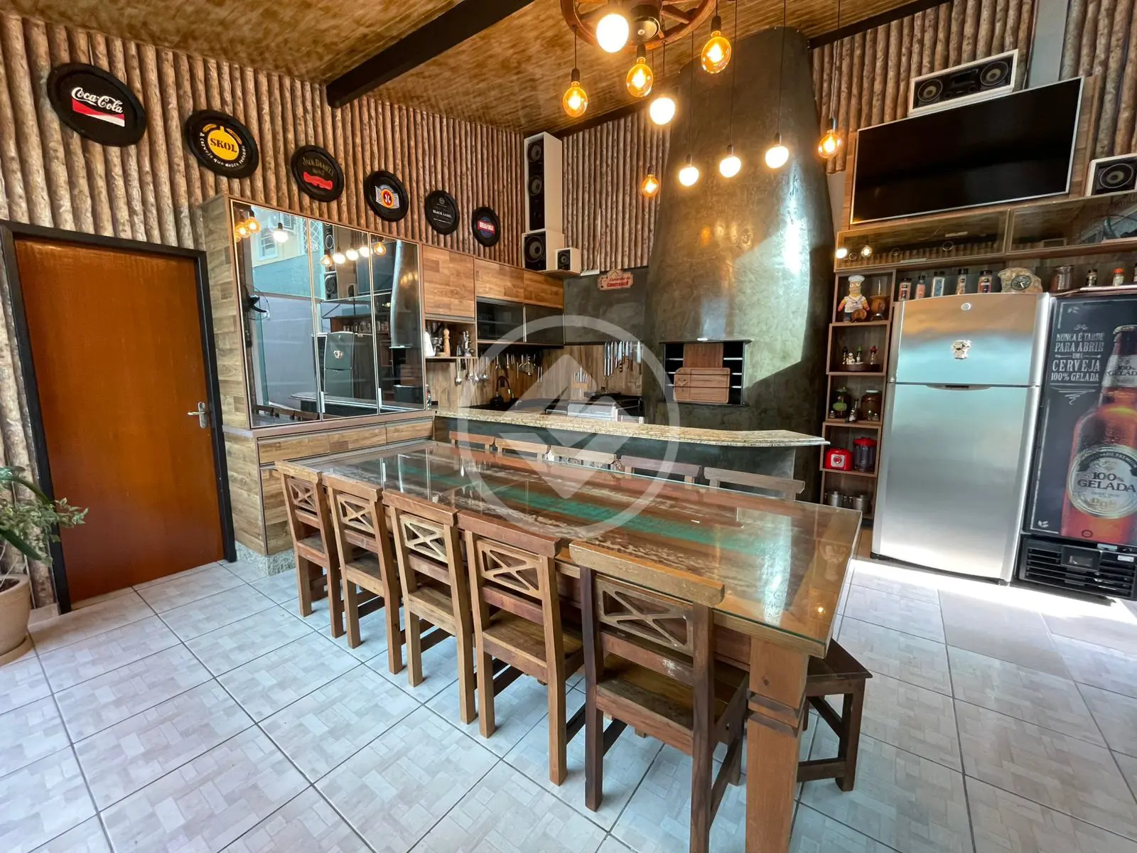 Ampla Casa com Área Privativa de 228m² – 5 Dormitórios e Espaço Gourmet Completo!