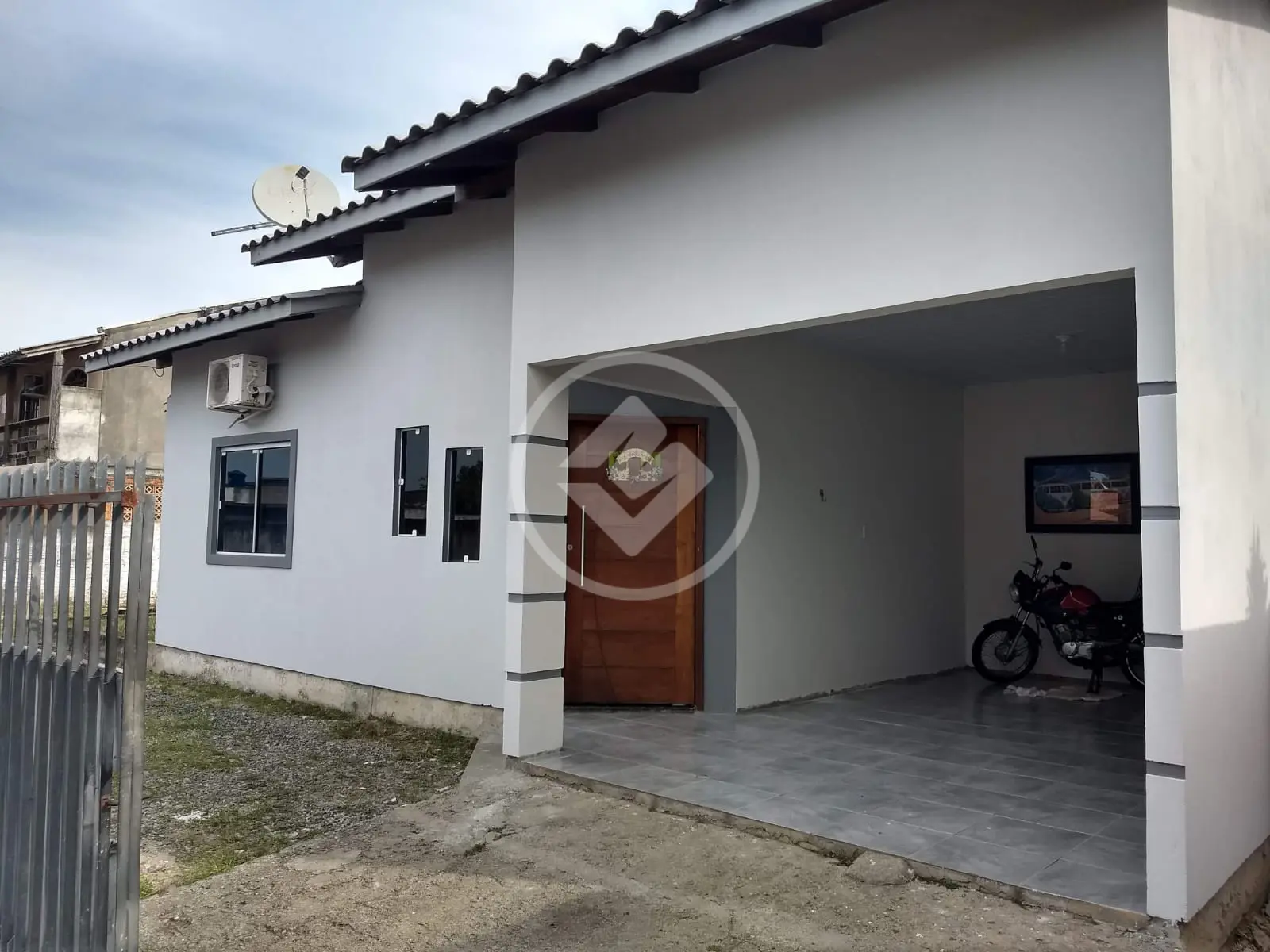 bela casa a venda na tapera
