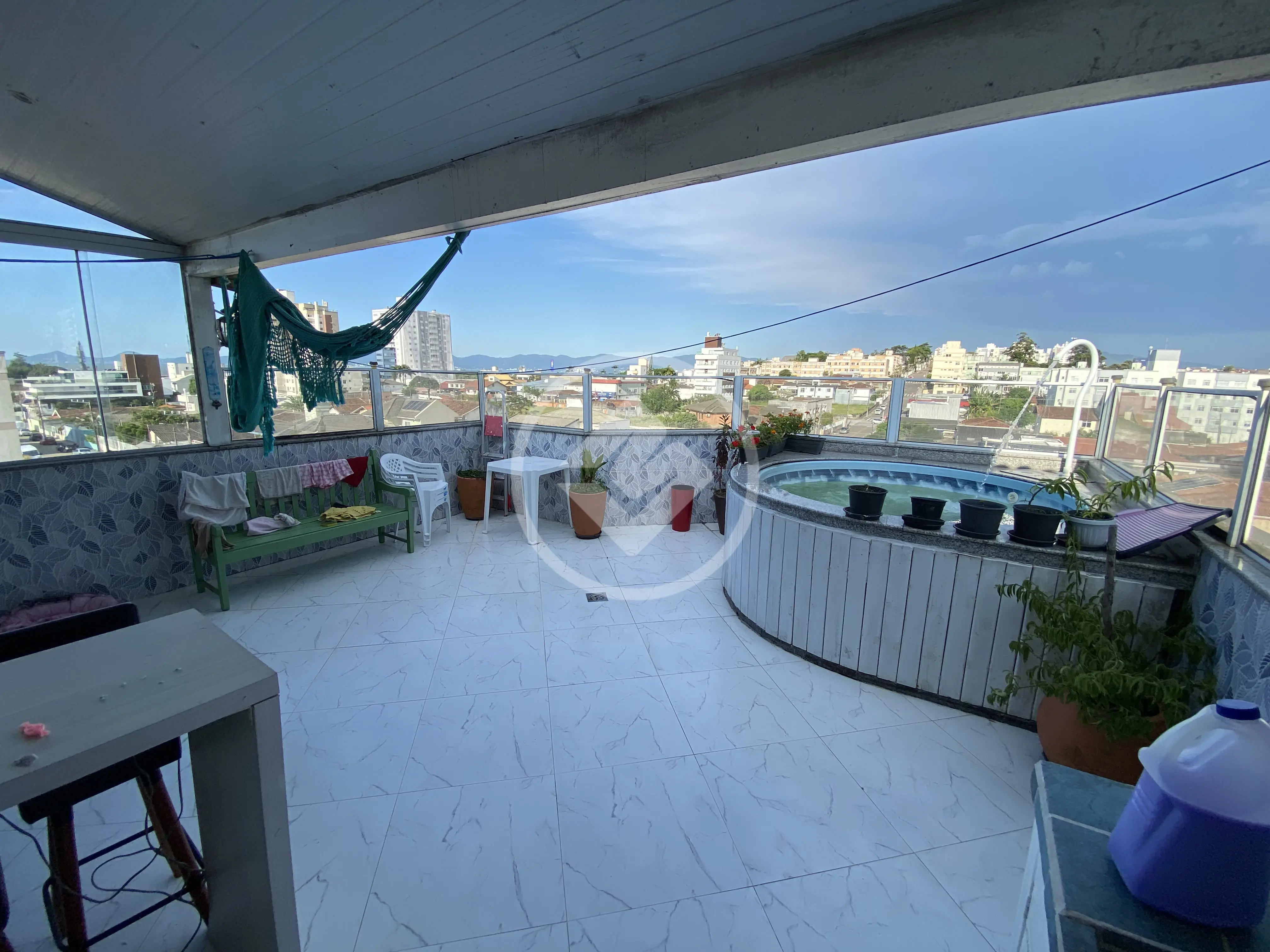 Cobertura Duplex no Jardim Atlântico – com terraço, piscina e vista incrível!*