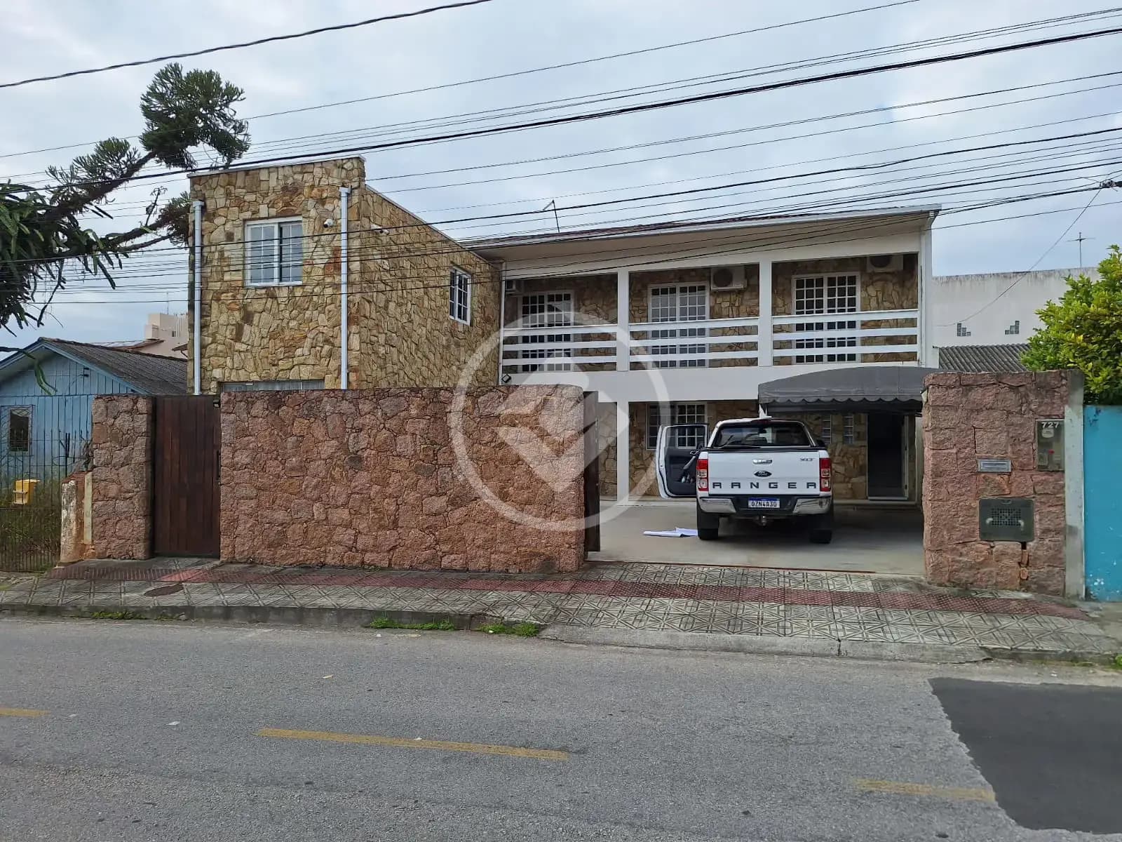CASA À VENDA EM BARREIROS
