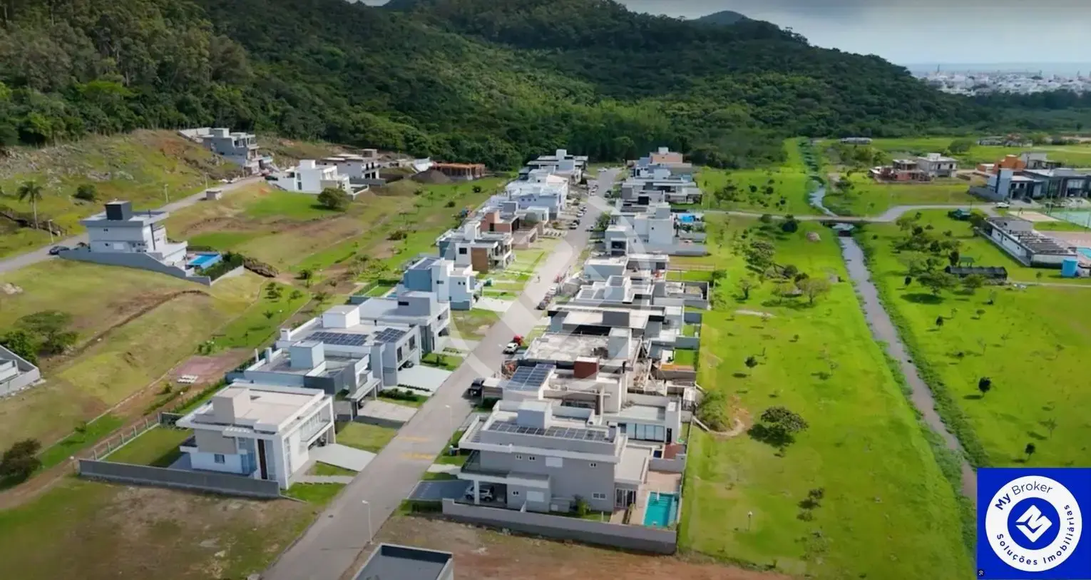 Terreno Condomínio Ingleses do Rio Vermelho, Florianópolis - SC — foto 1