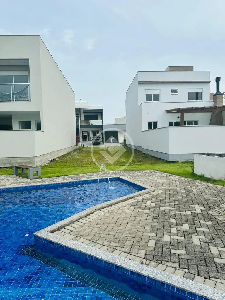 Terreno 200m² no condomínio Costo do Sol no Deltaville