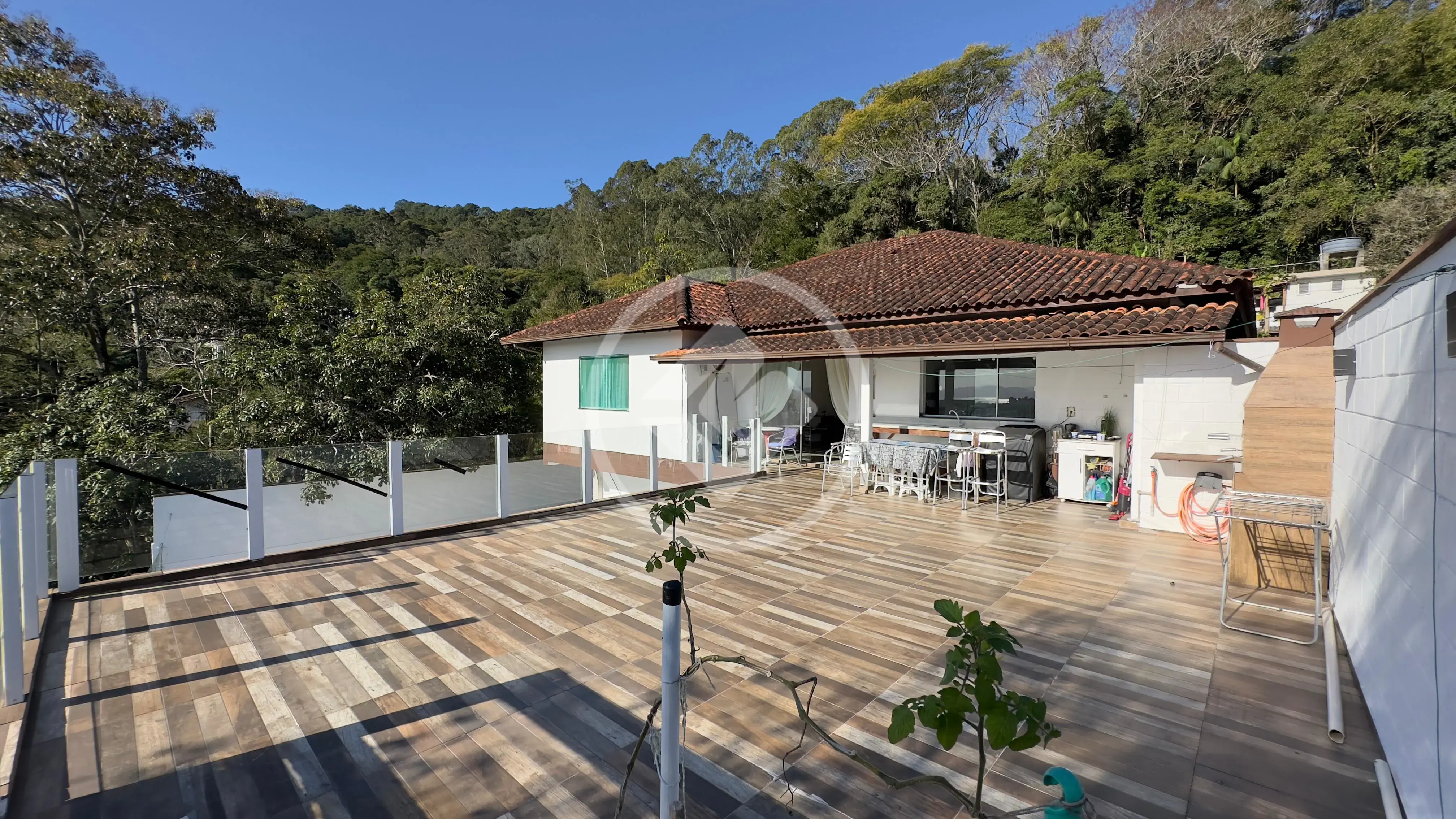 Casa localizada no Córrego Grande