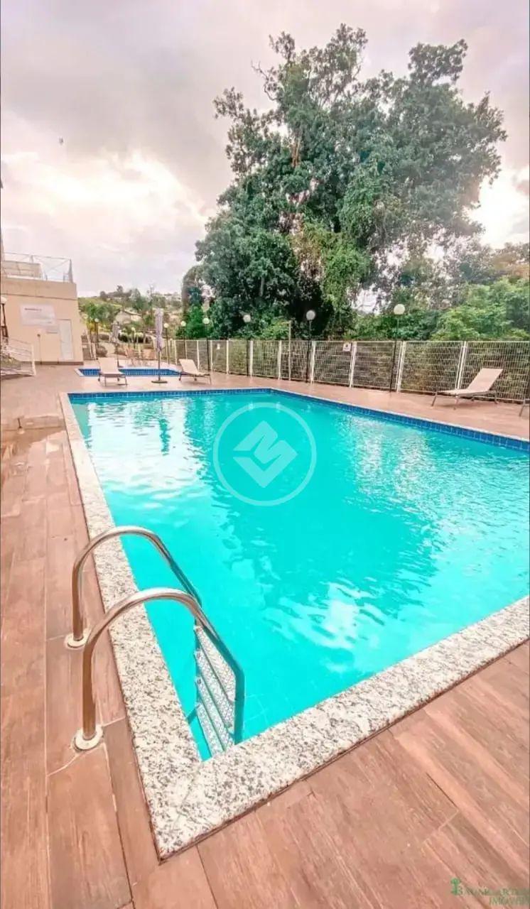 Apartamento no Recanto dos Poetas com 53m² e garagem coberta 🚗