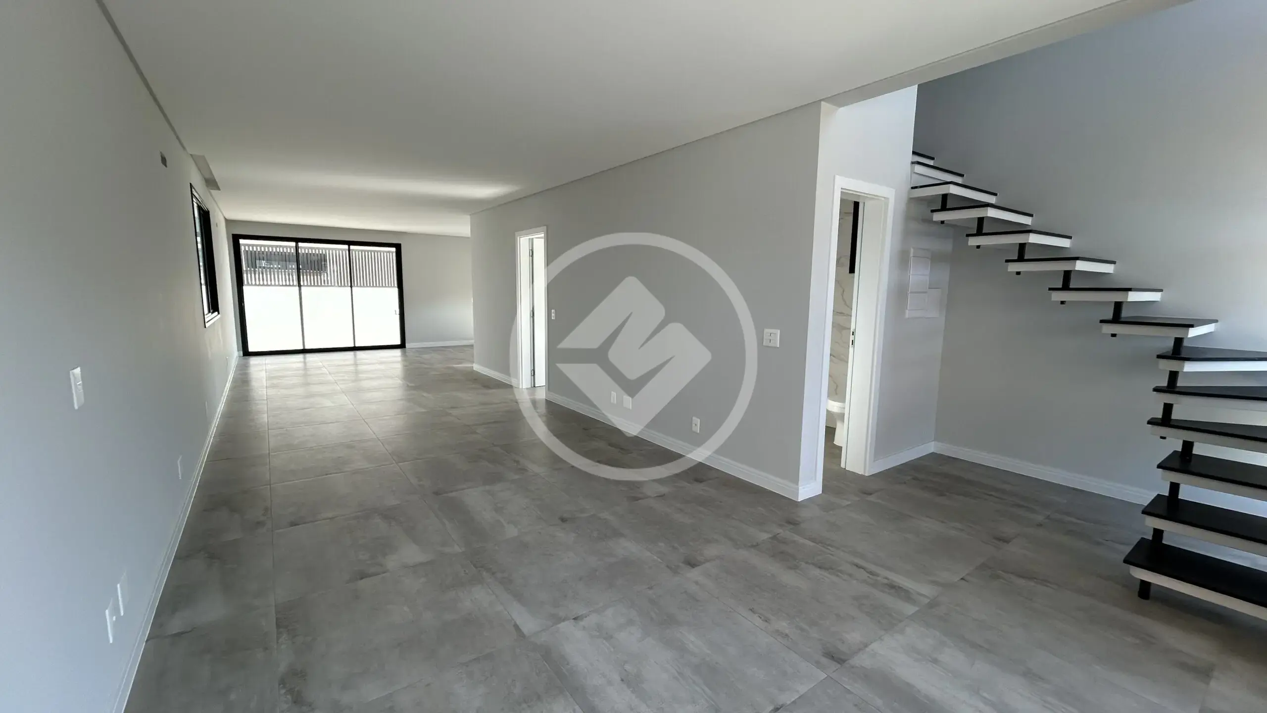 Sobrado 4 quartos no Rio Tavares, Florianópolis — foto 4 de 6