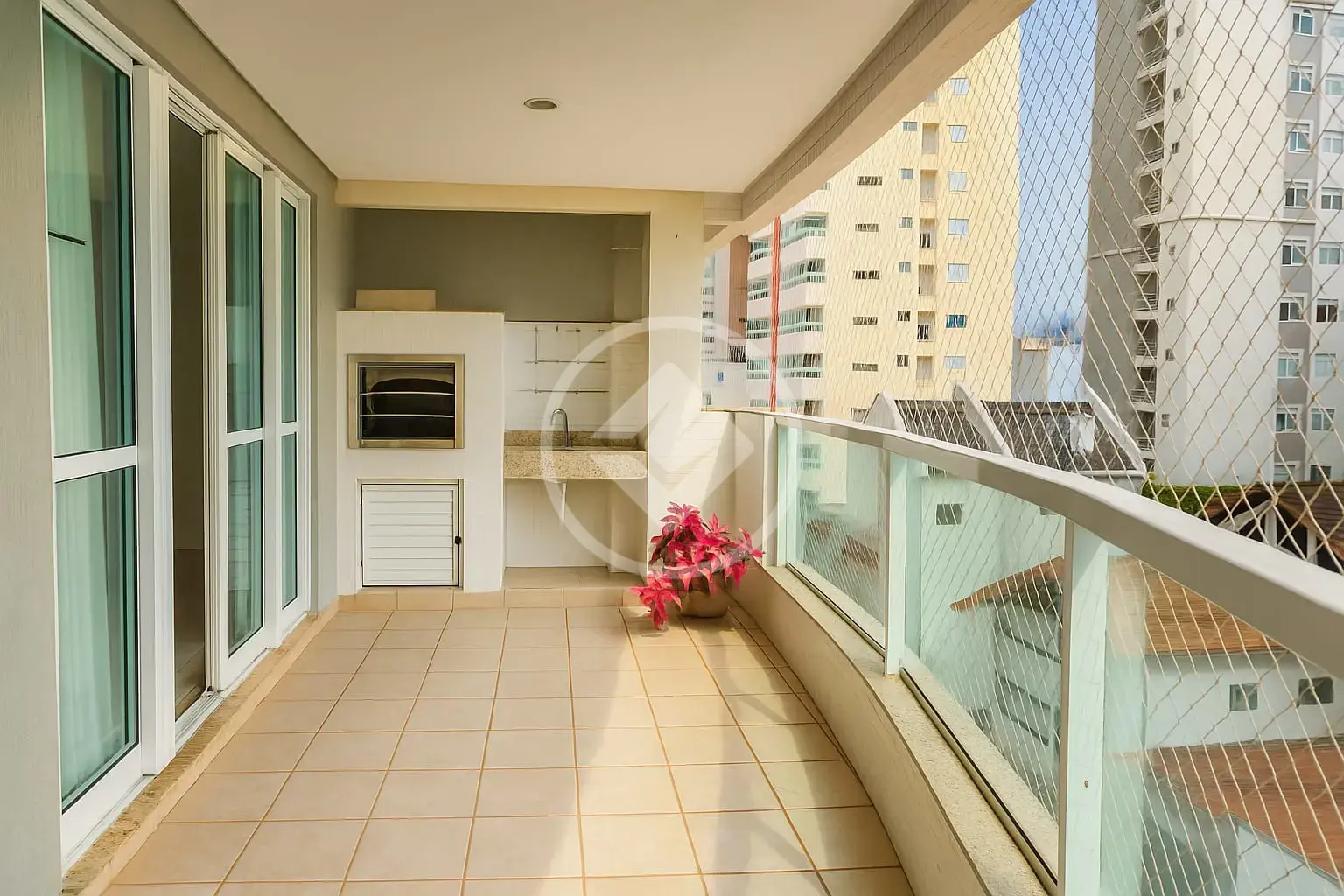 Apartamento Centro, Balneário Camboriú - SC — foto 1