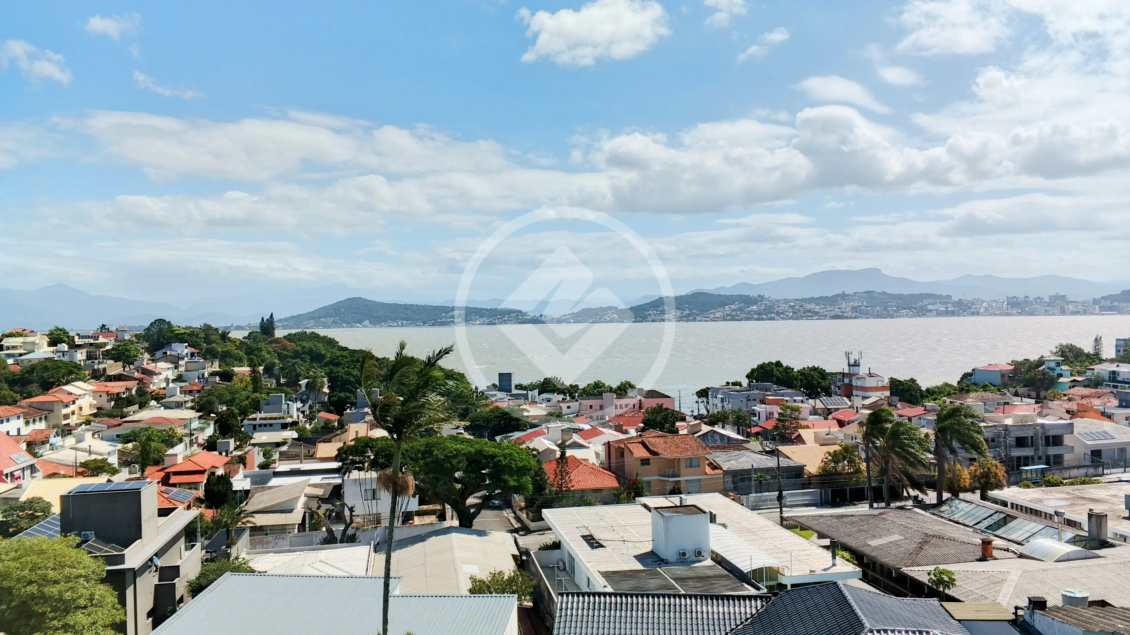 Apartamento vista mar permanete