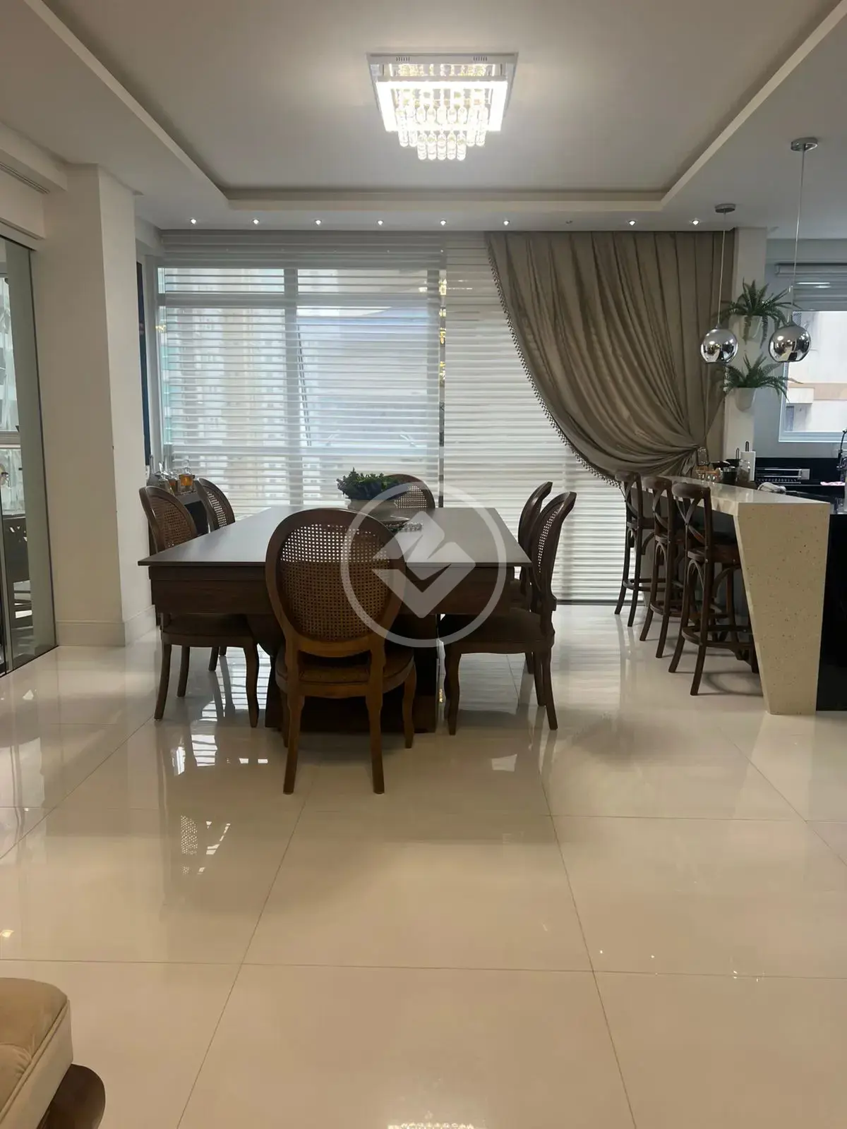 Apartamento 3 quartos no Meia Praia, Itapema — foto 4 de 6