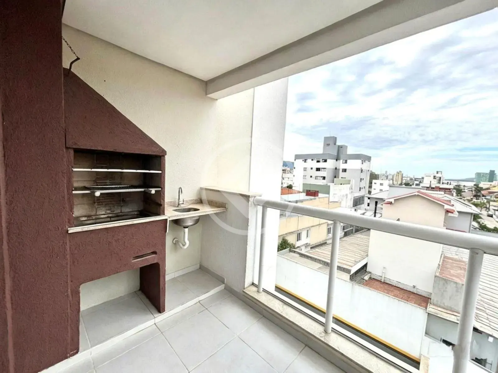 Apartamento Coqueiros, Florianópolis - SC — foto 1