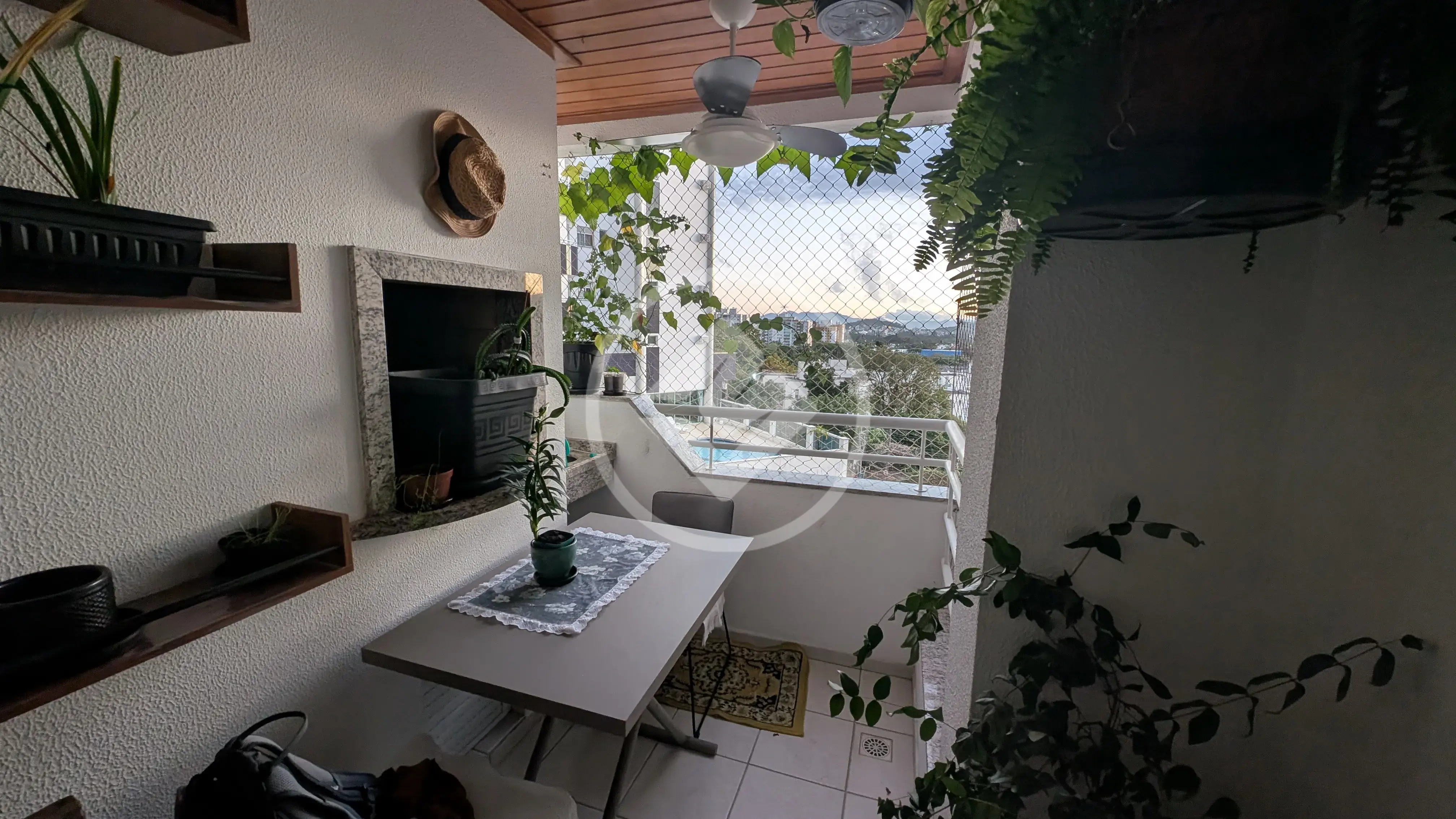 Apartamento Itacorubi, Florianópolis - SC — foto 1