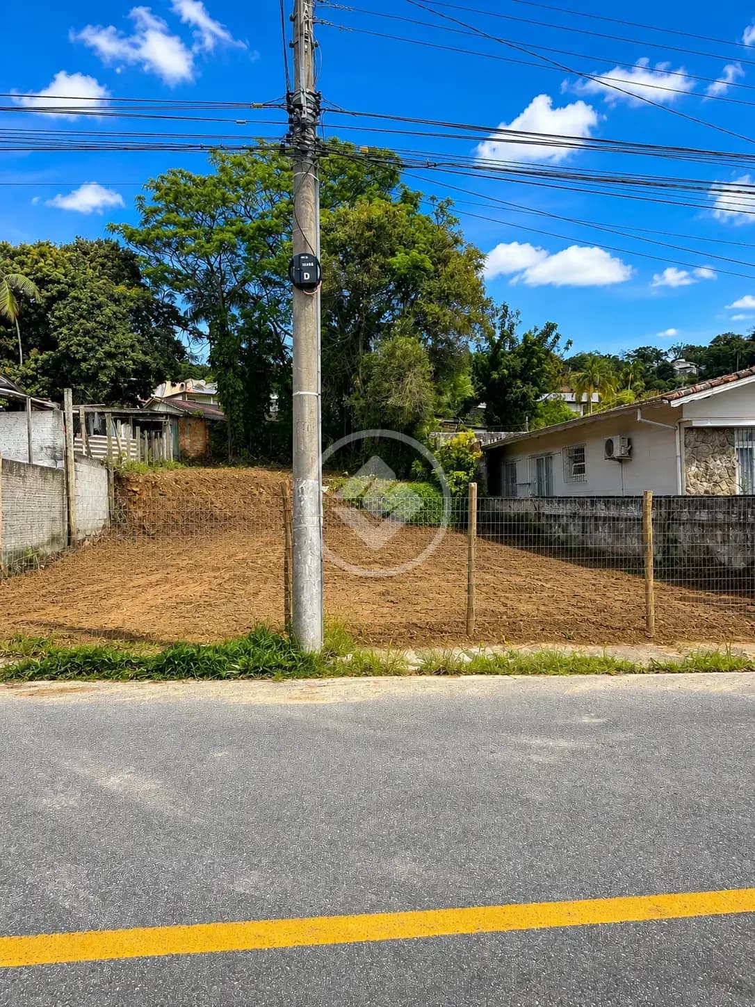 Terreno à venda com 400m² na Ponta de Baixo – São José