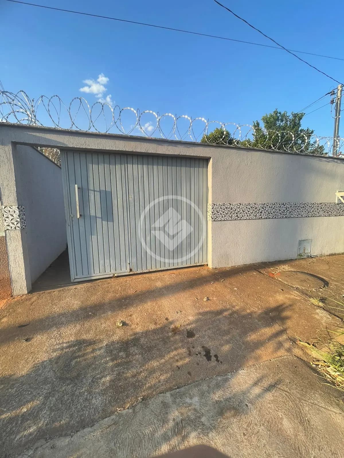 Ágio casa 2/4 com Excelente Custo Benefício !! Ótima oportunidade !!