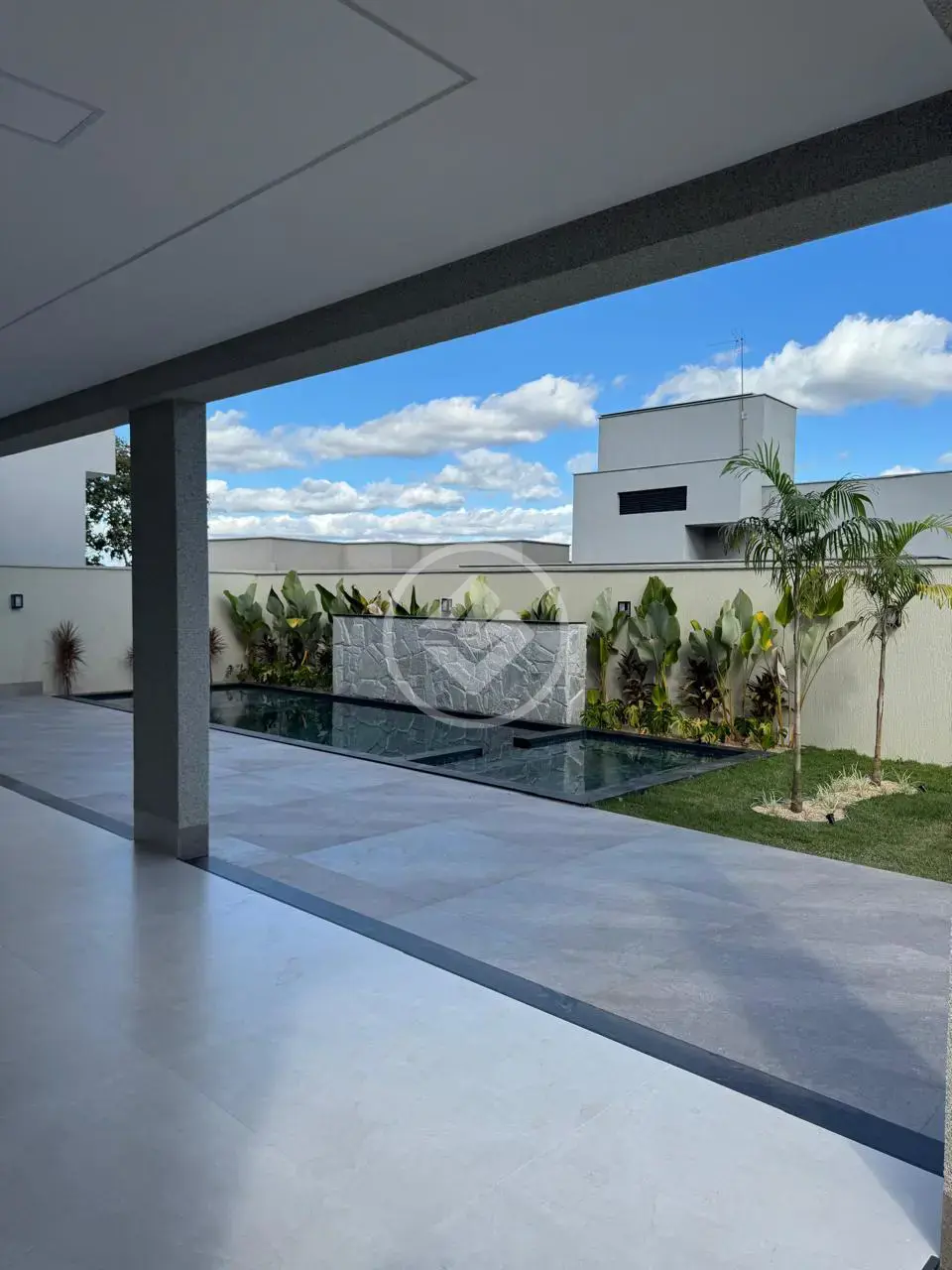 Sobrado Em Condomínio Residencial Goiânia Golfe Clube, Goiânia - GO — foto 1