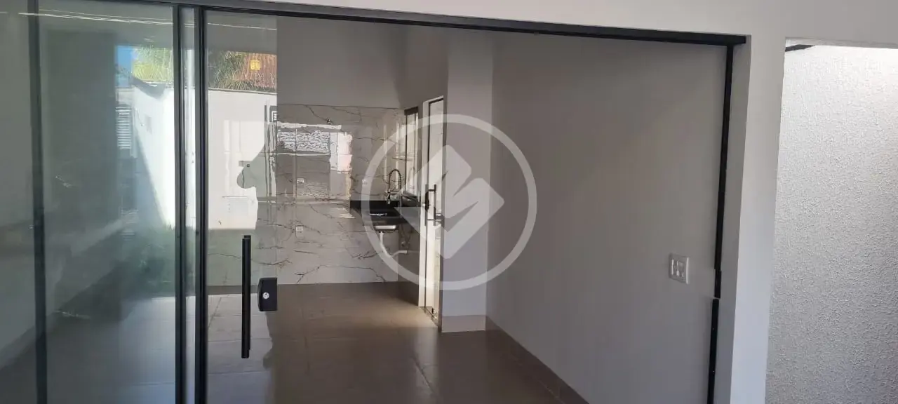 🏠 Casa Exclusiva com Design Moderno e Segurança Completa!