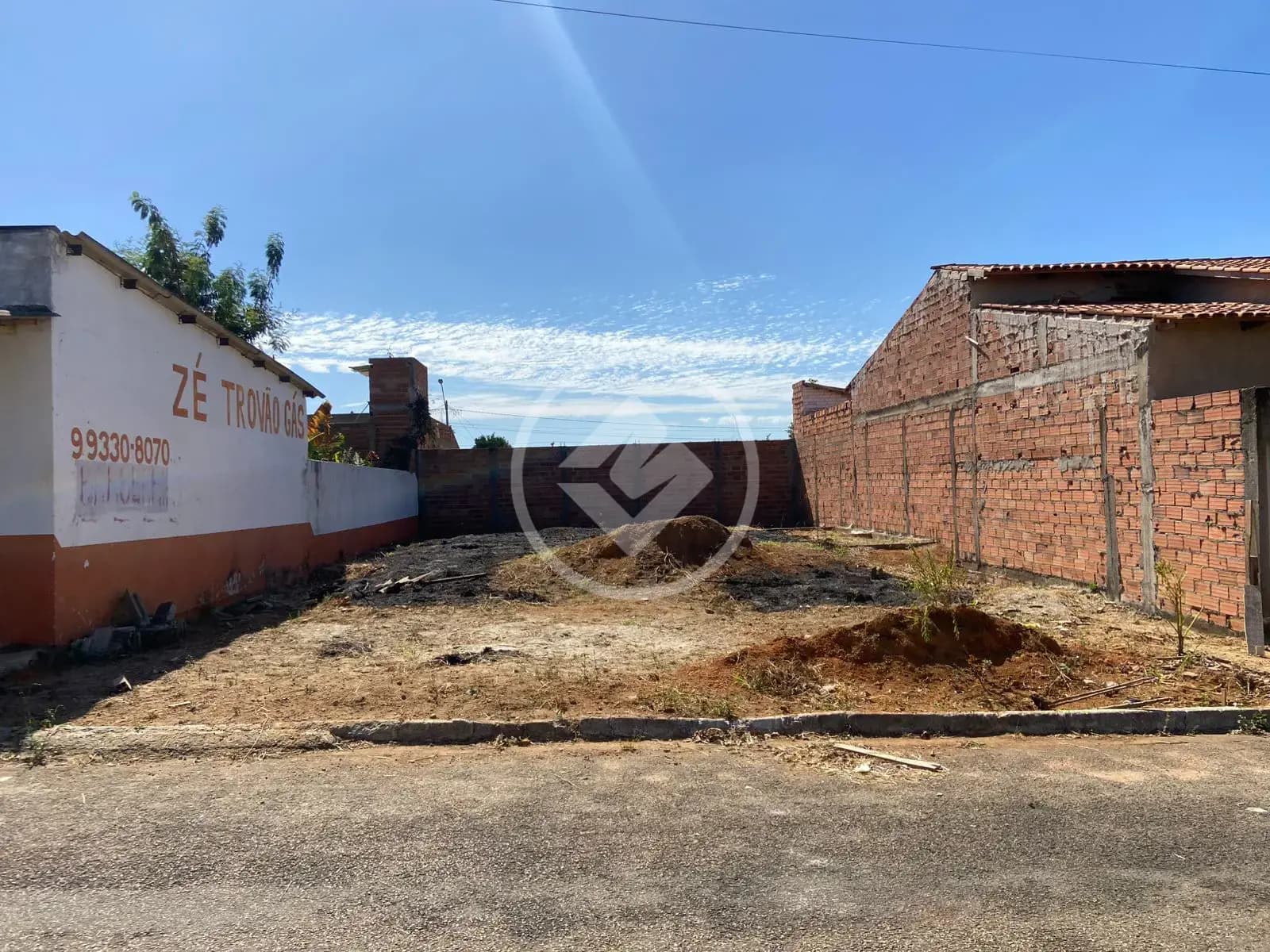 Excelente lote em Goiânia Sul Município de Abadia.