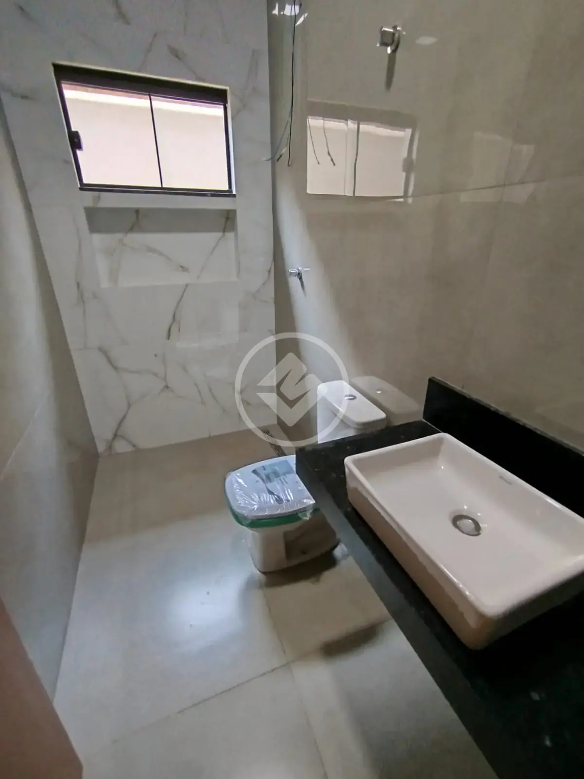 Casa no Village Garavelo - há 5min do Aparecida Shopping