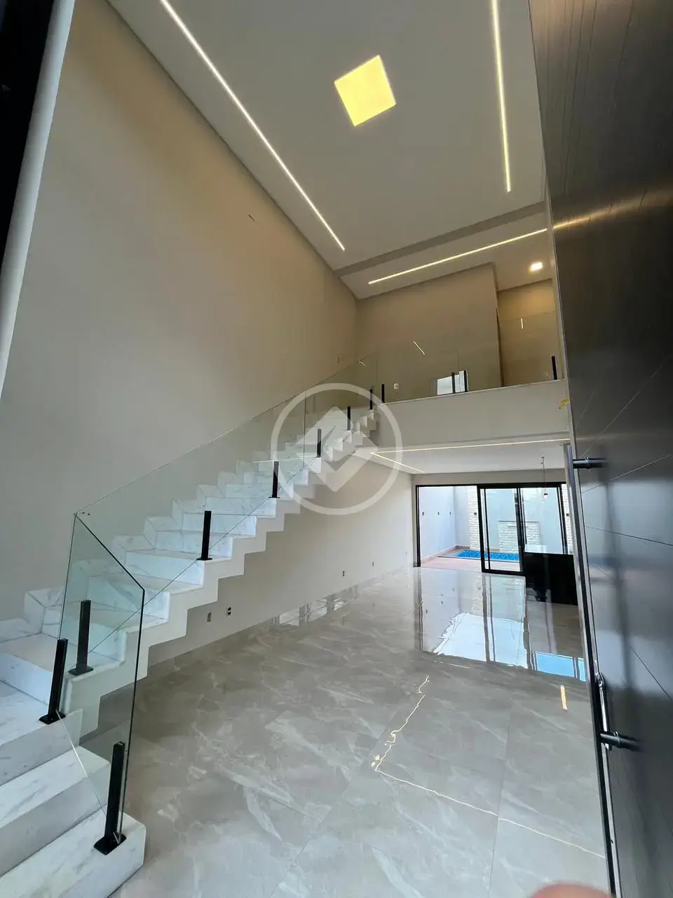 Sobrado Jardim Goiás, Goiânia - GO — foto 1