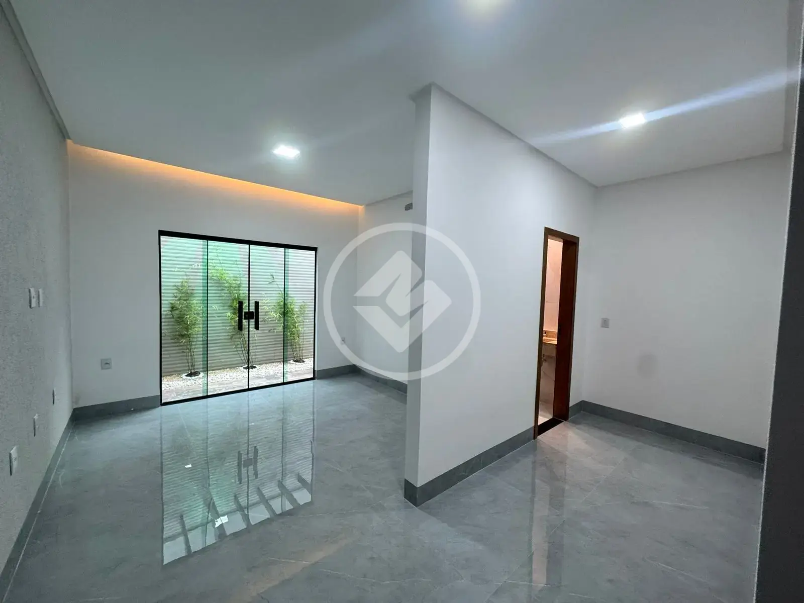 Casa 3 quartos no Jardim Colorado, Goiânia — foto 3 de 6