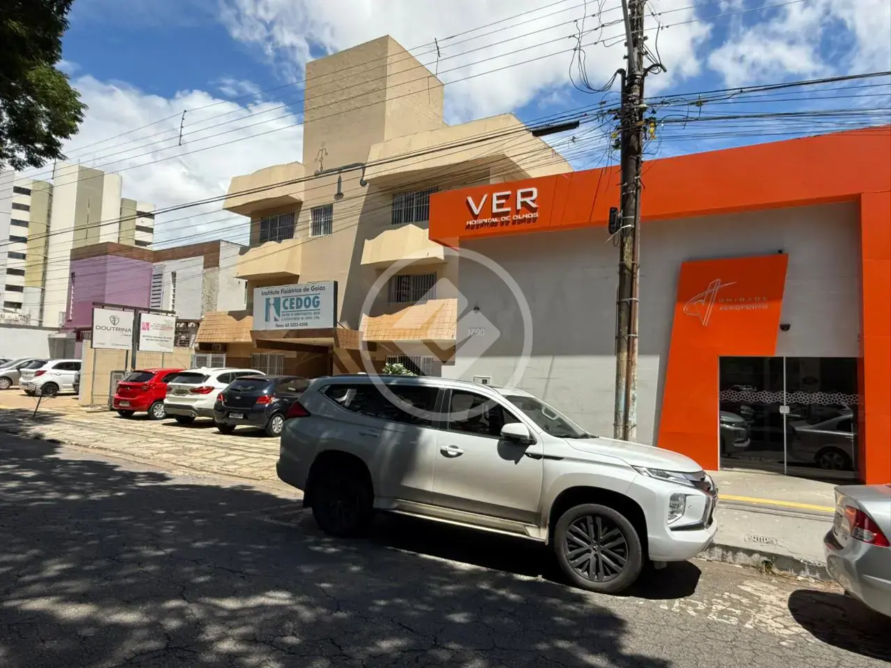 Casa Comercial 8 quartos no Setor Aeroporto, Goiânia — foto 4 de 6
