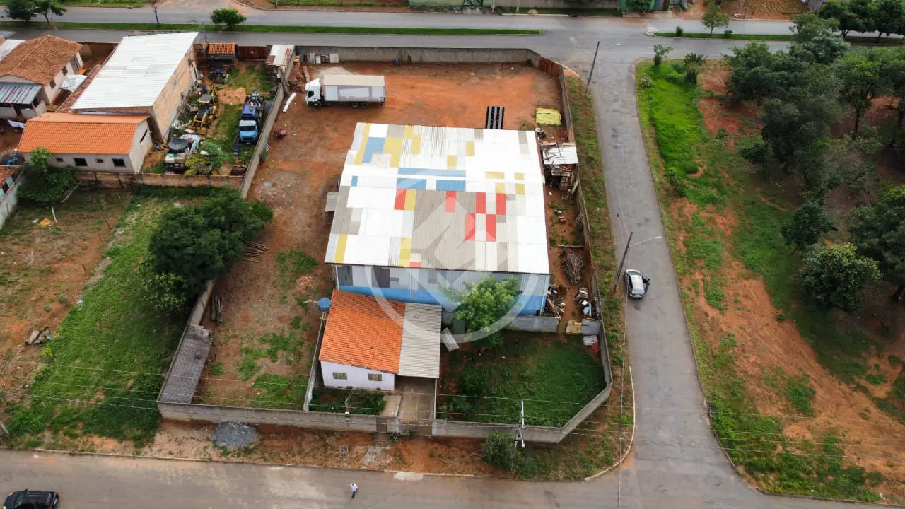 Galpão Setor Santa Bárbara, Hidrolândia - GO — foto 2