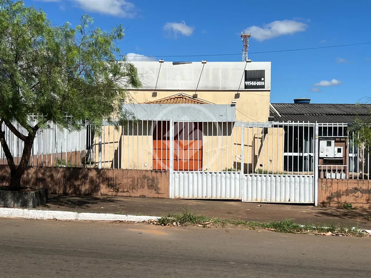 Goiâna - Galpão no Conjunto Vera Cruz