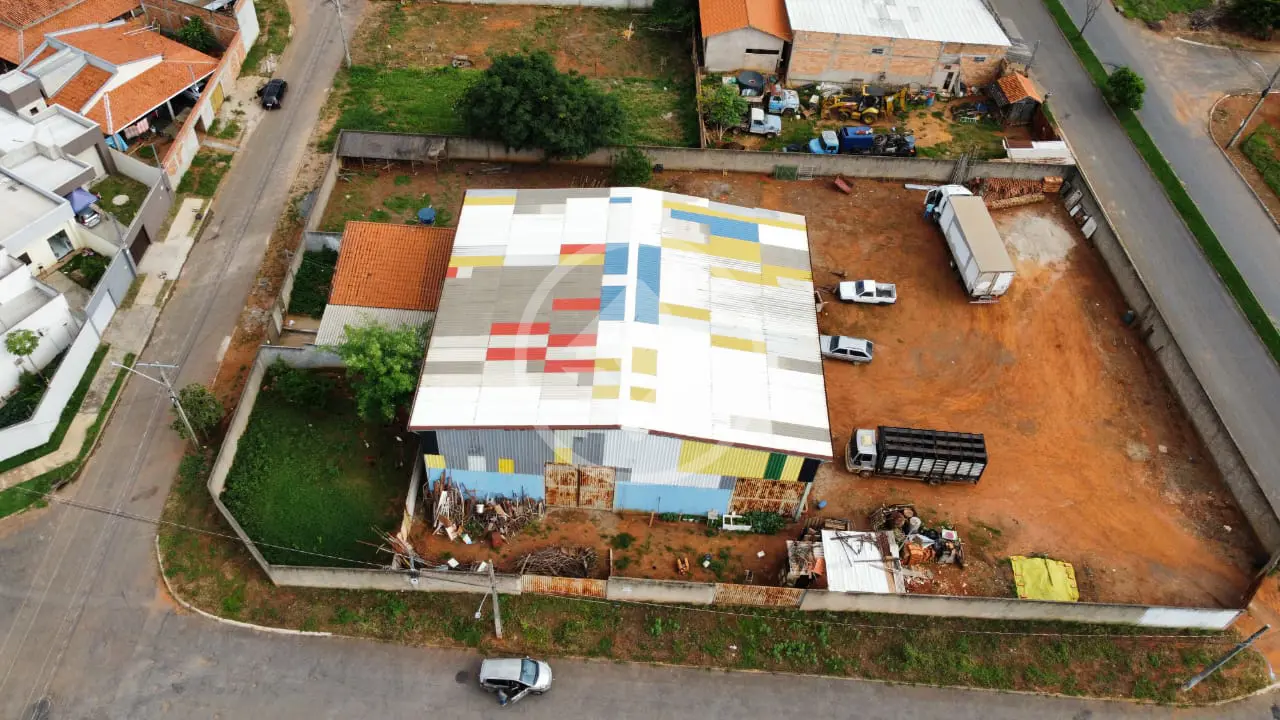 Galpão Setor Santa Bárbara, Hidrolândia - GO — foto 1