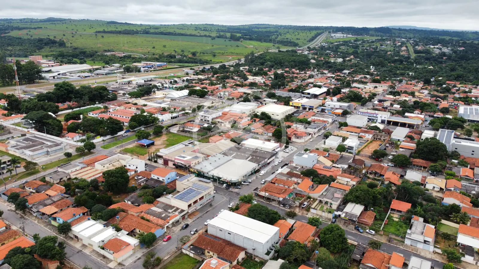 Casa 7 quartos no Vila Grimpas (Centro), Hidrolândia — foto 4 de 6