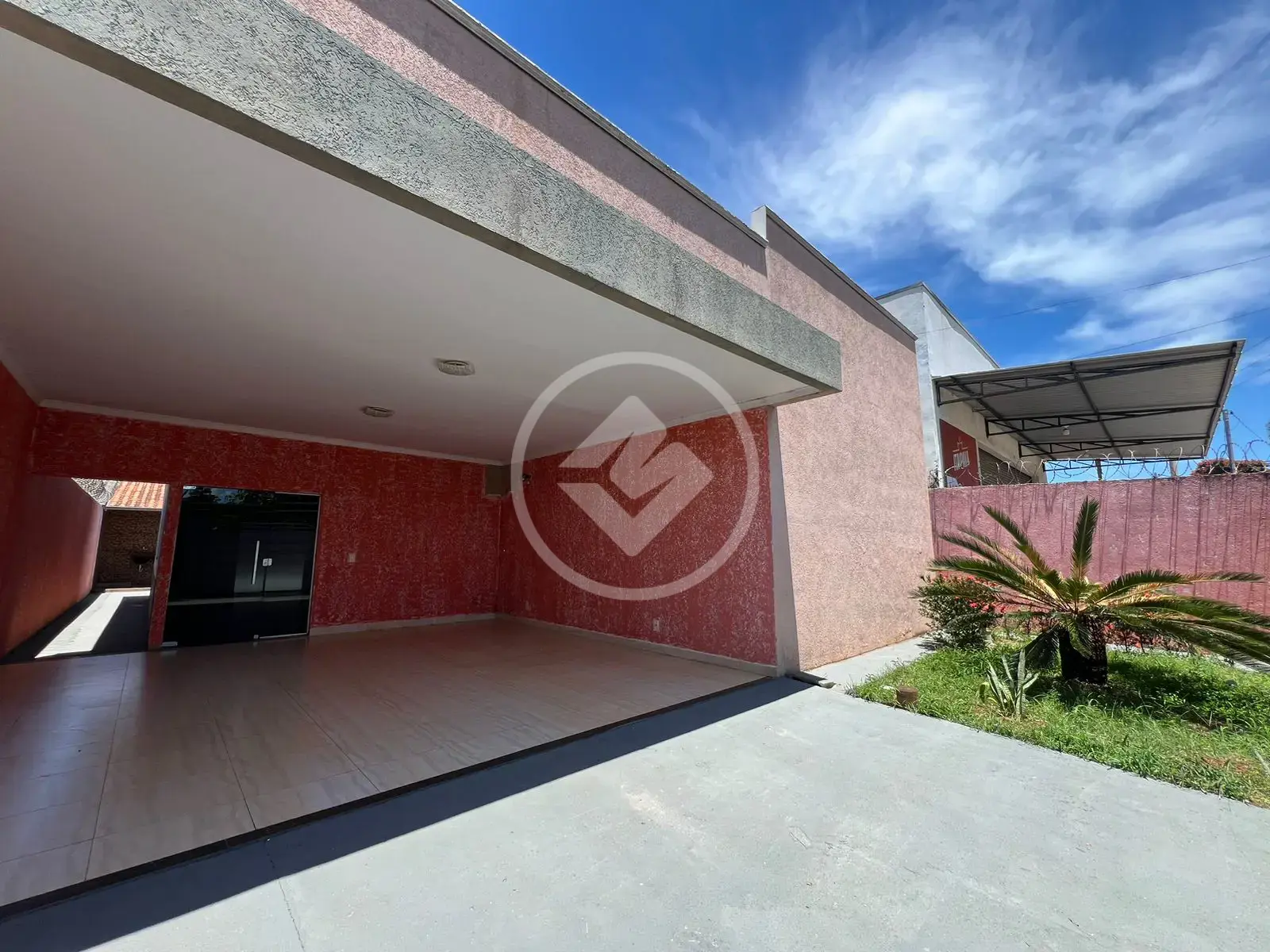 Casa Setor Centro, Hidrolândia - GO — foto 1