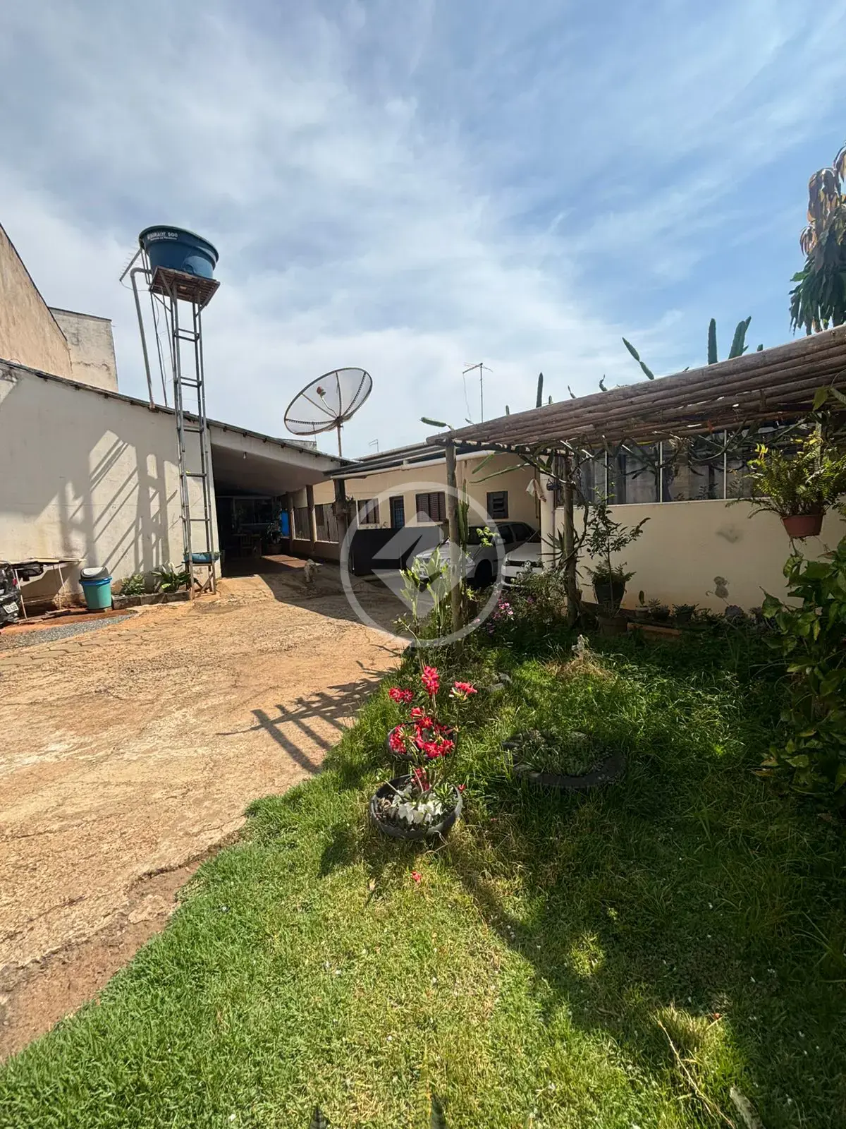 Casa Comercial 7 quartos no bairro Nazaré, Hidrolândia — foto 4 de 6
