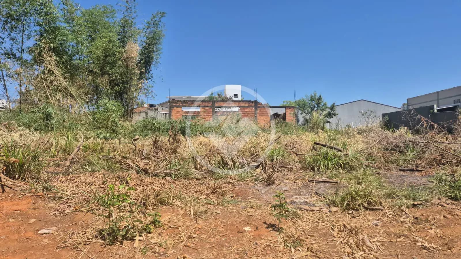 Aparecida de Goiania - tereno no Jardim Maria Inês