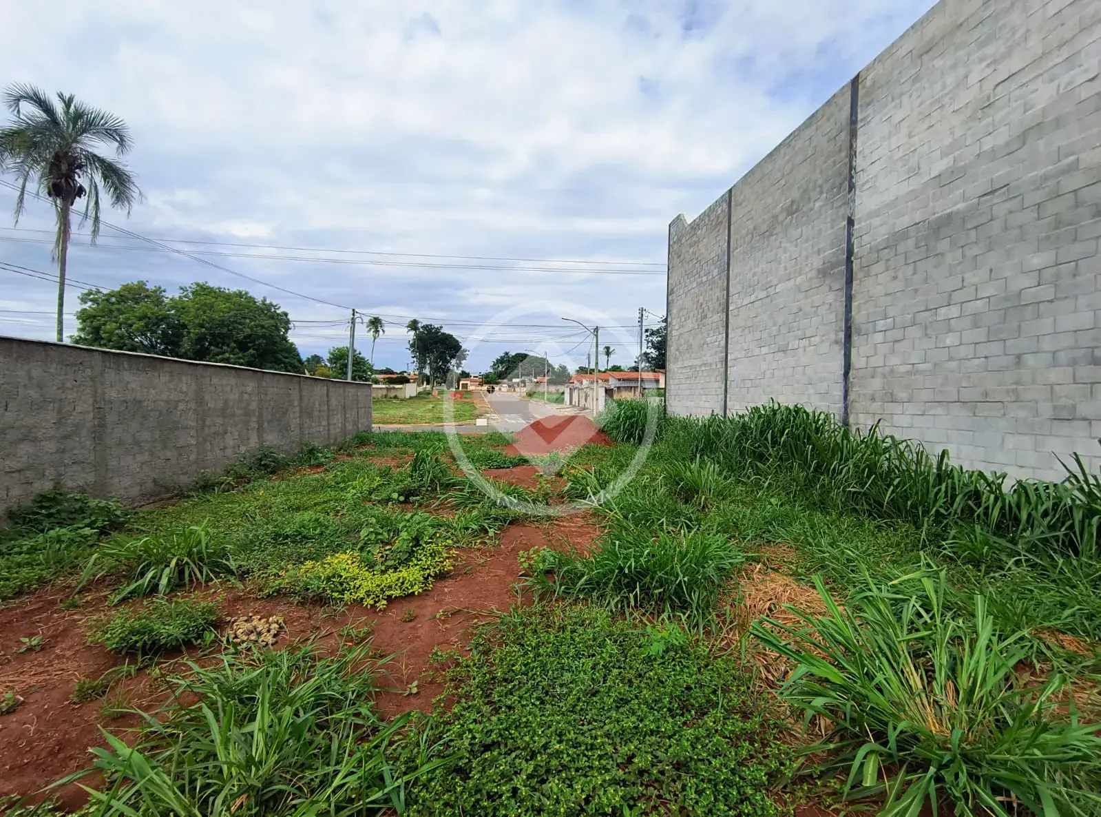 Terreno no Setor Vila Grimpas- Centro, Hidrolândia — foto 4 de 5