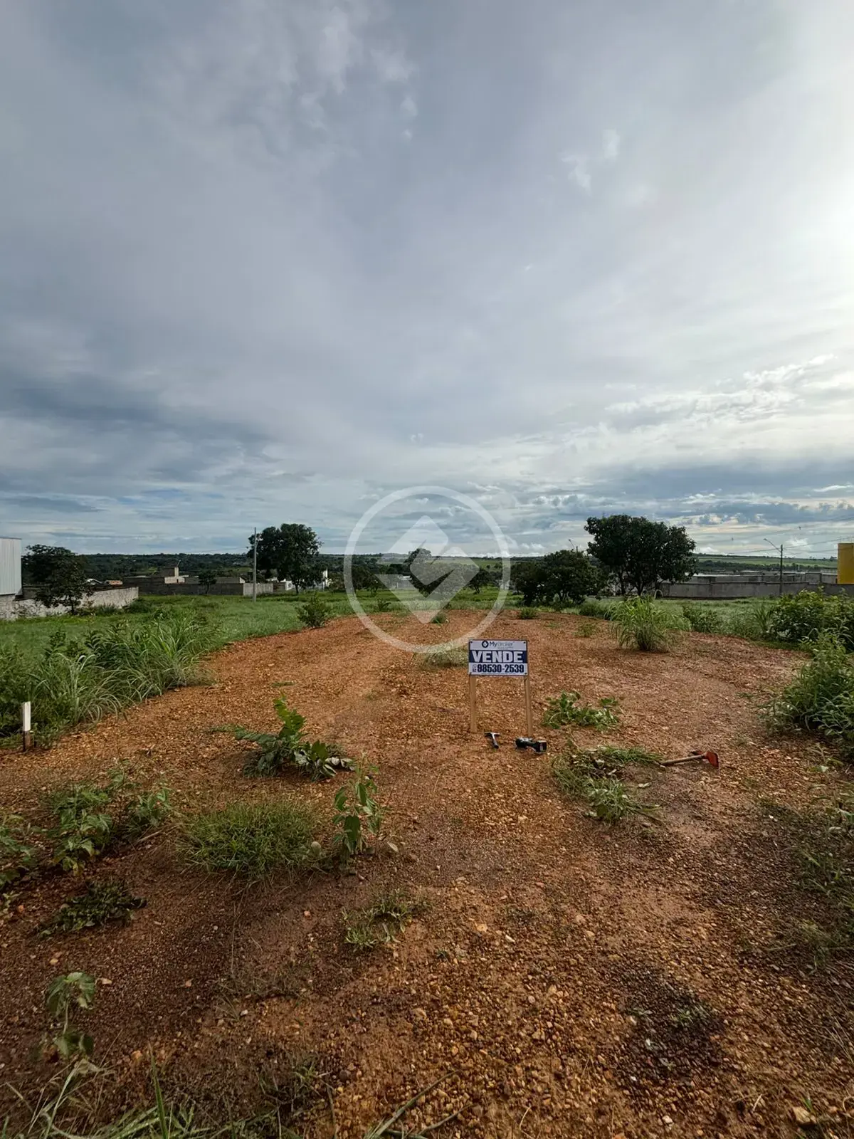 Hidrolândia - Terreno no Setor Portal das Águas