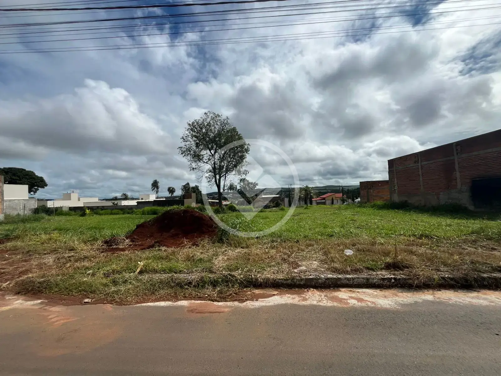Hidrolândia - Terreno no Setor Parque Flamboyant