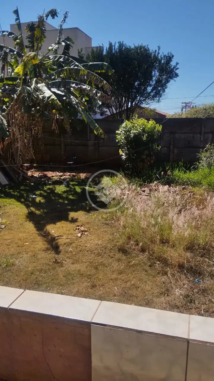 Casa 3 quartos no Jardim Amélia, Nerópolis — foto 3 de 6