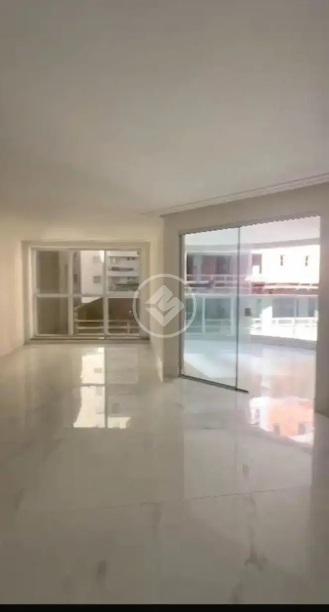 Apartamento 3 quartos no Meia Praia, Itapema — foto 4 de 5