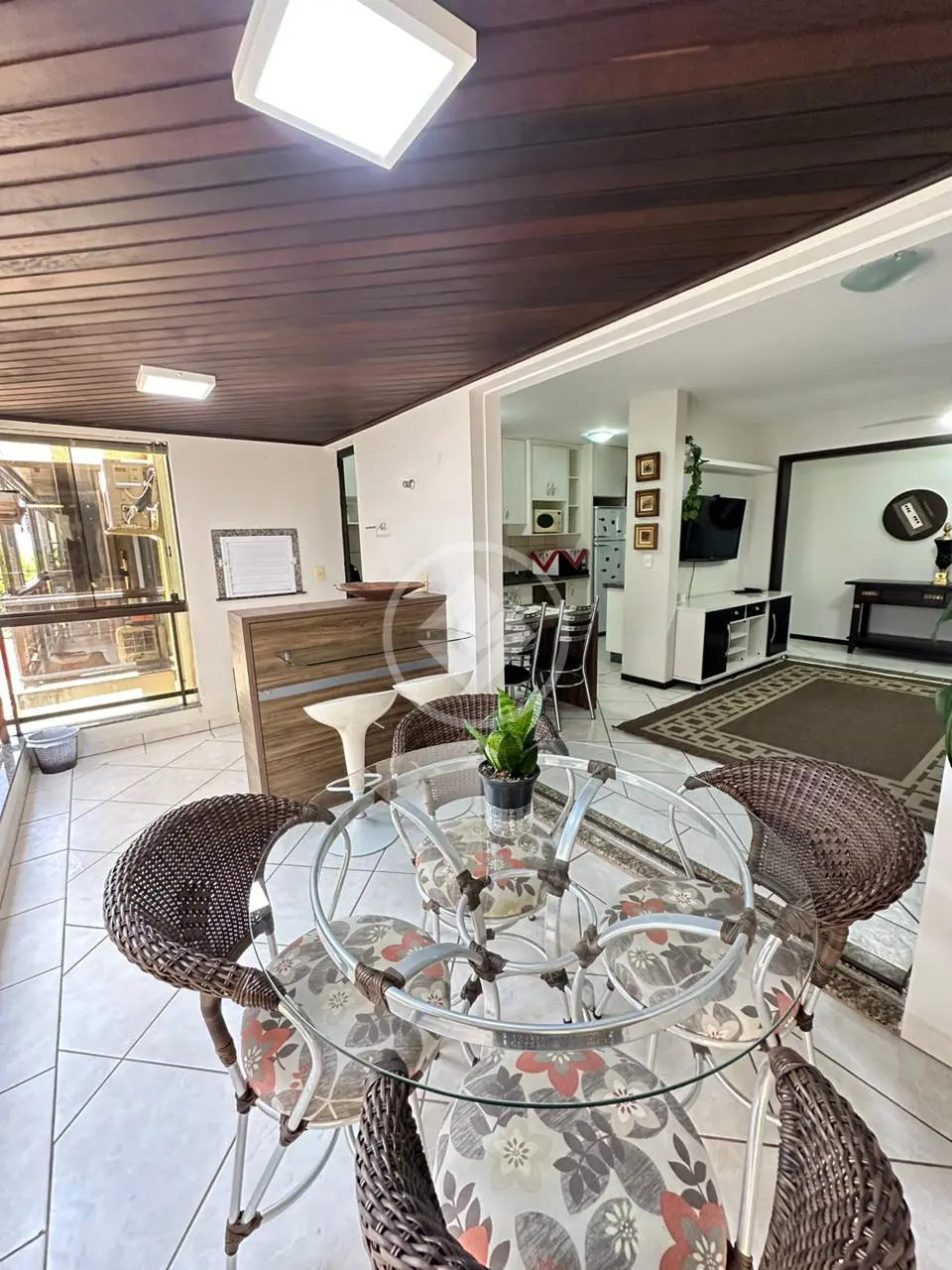 Apartamento 3 quartos no Meia Praia, Itapema — foto 3 de 6