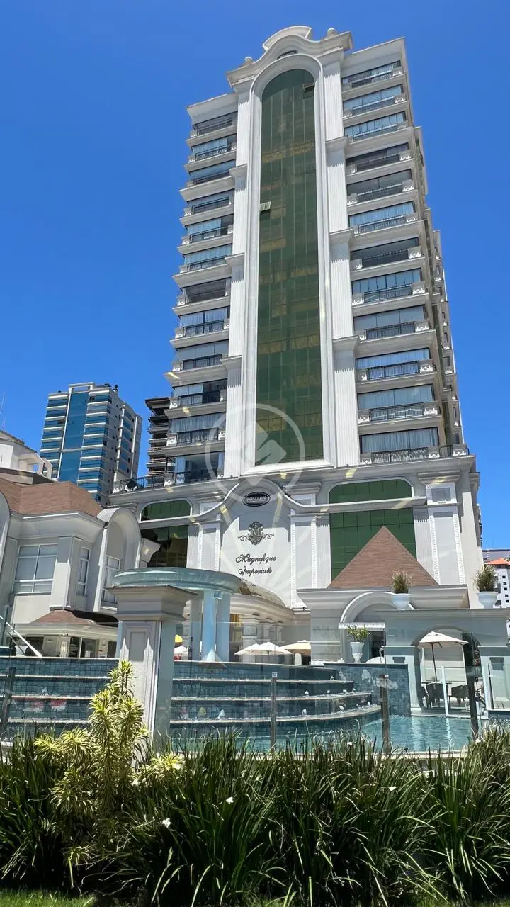 Apartamento Meia Praia, Itapema - SC — foto 1