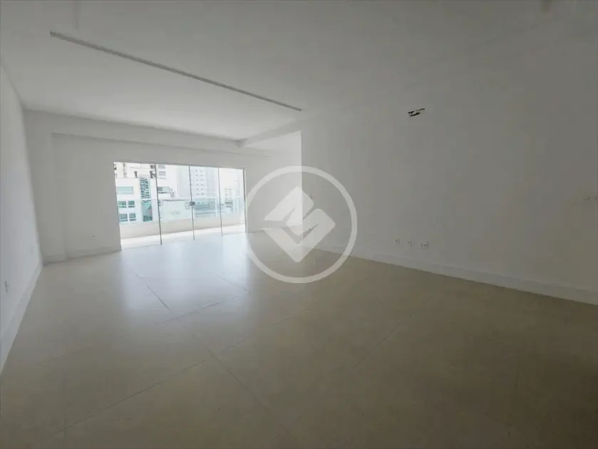 Apartamento 3 quartos no Meia Praia, Itapema — foto 5 de 6